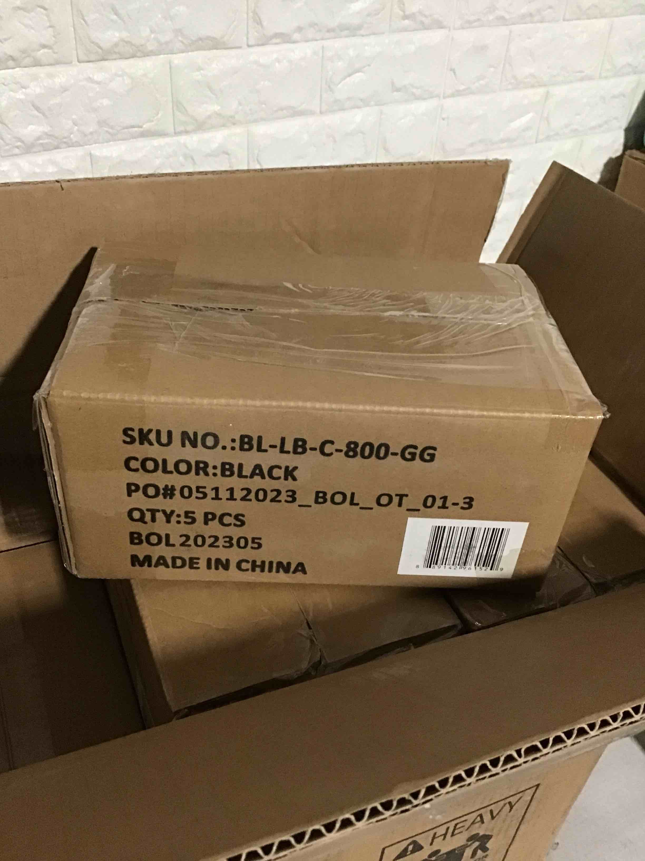 https://s3.amazonaws.com/lotting-images-prod/bidfta/RED4299423_1693317189297.jpeg