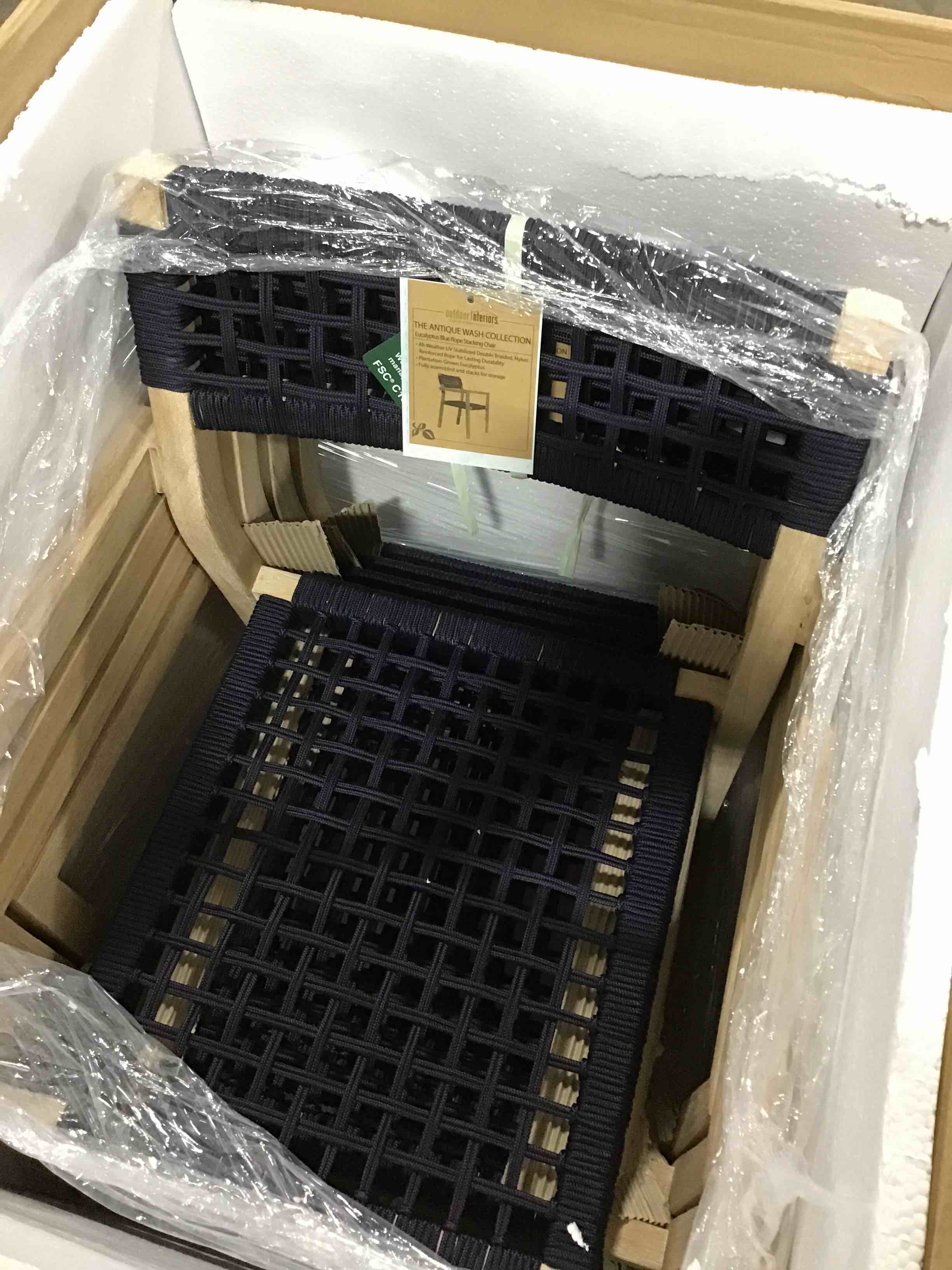 https://s3.amazonaws.com/lotting-images-prod/bidfta/RED4301211_1692888464430.jpeg