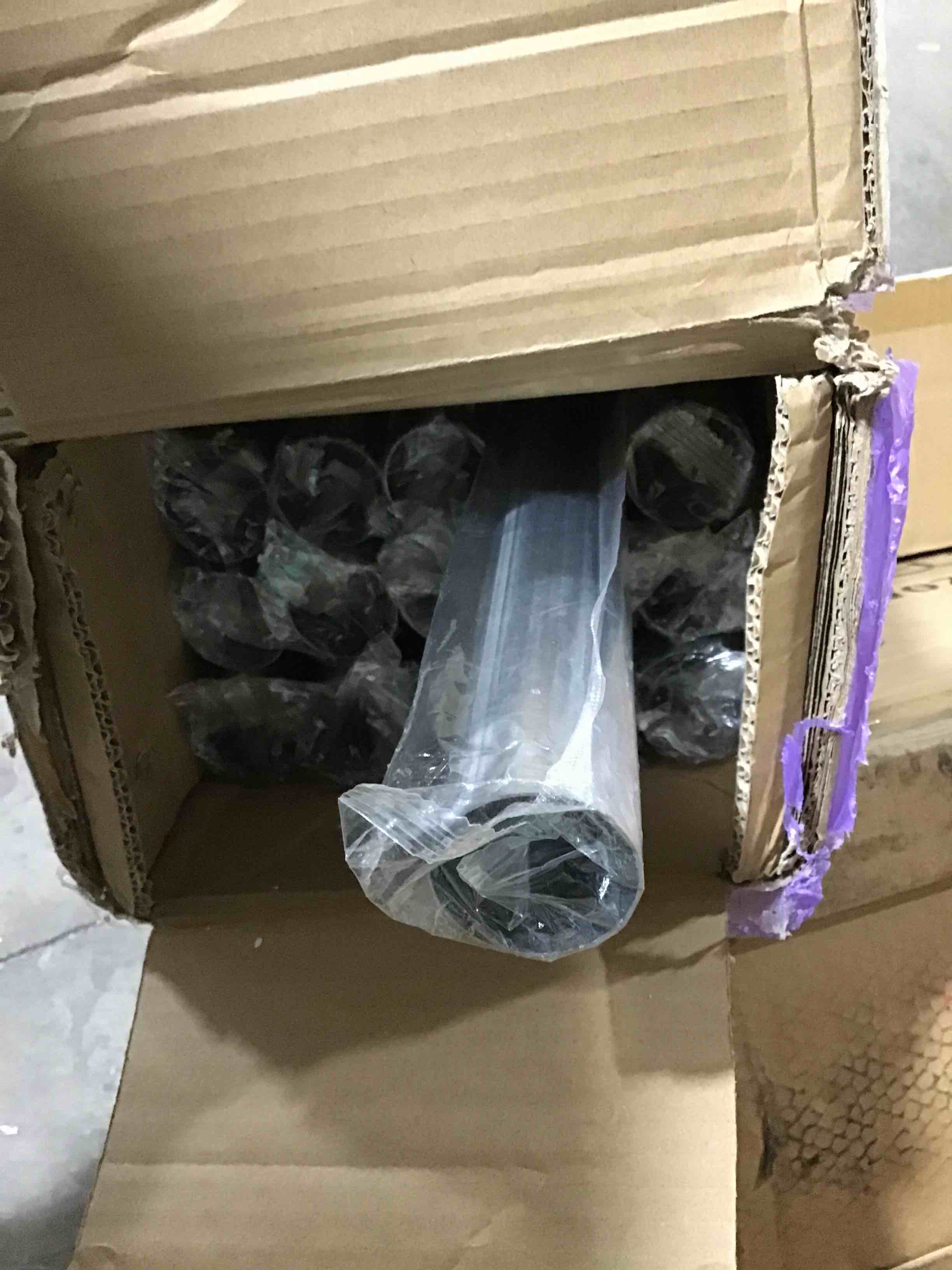 https://s3.amazonaws.com/lotting-images-prod/bidfta/RED4301557_1693510172169.jpeg