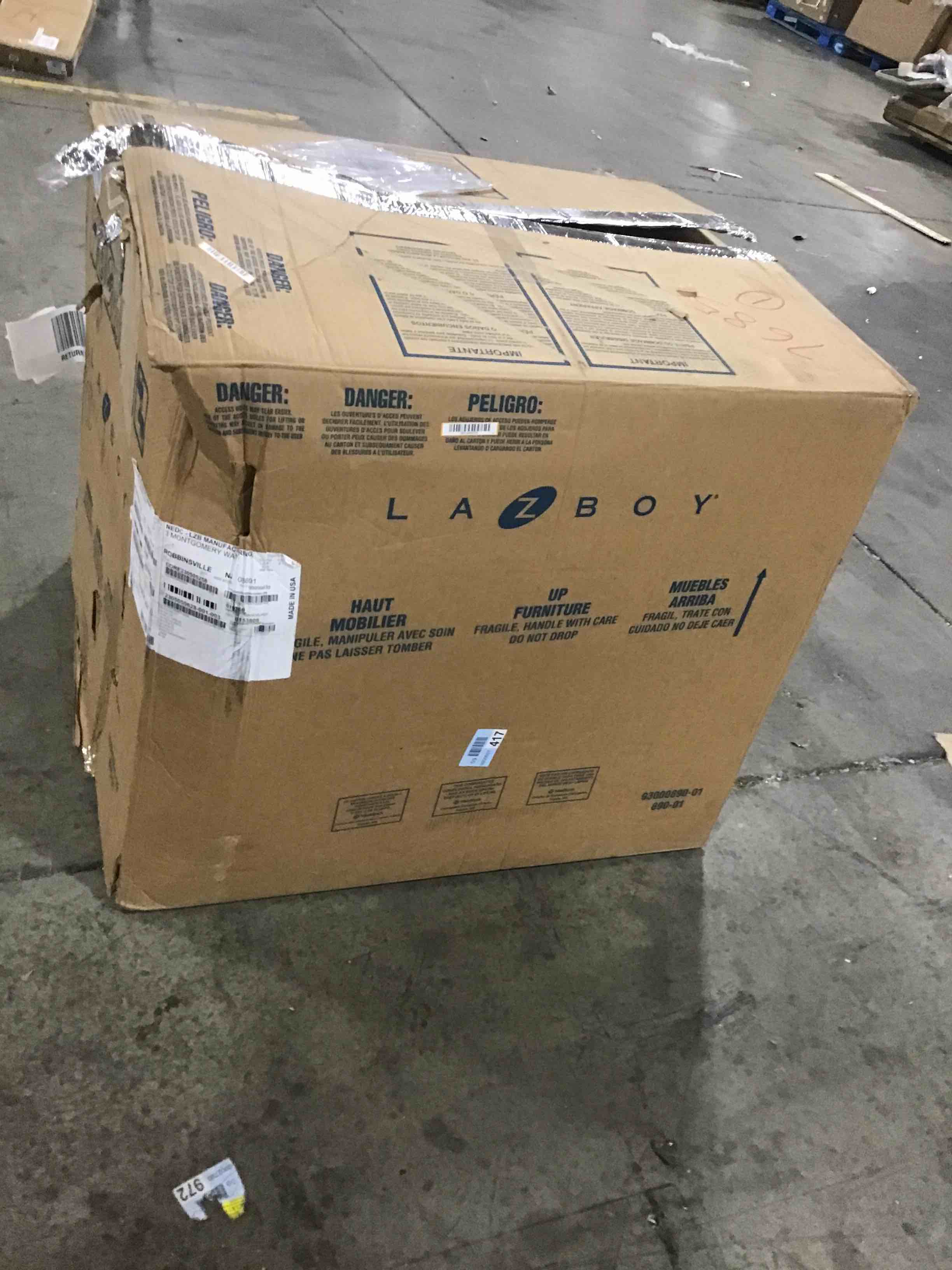 https://s3.amazonaws.com/lotting-images-prod/bidfta/RED4301587_1693580398845.jpeg