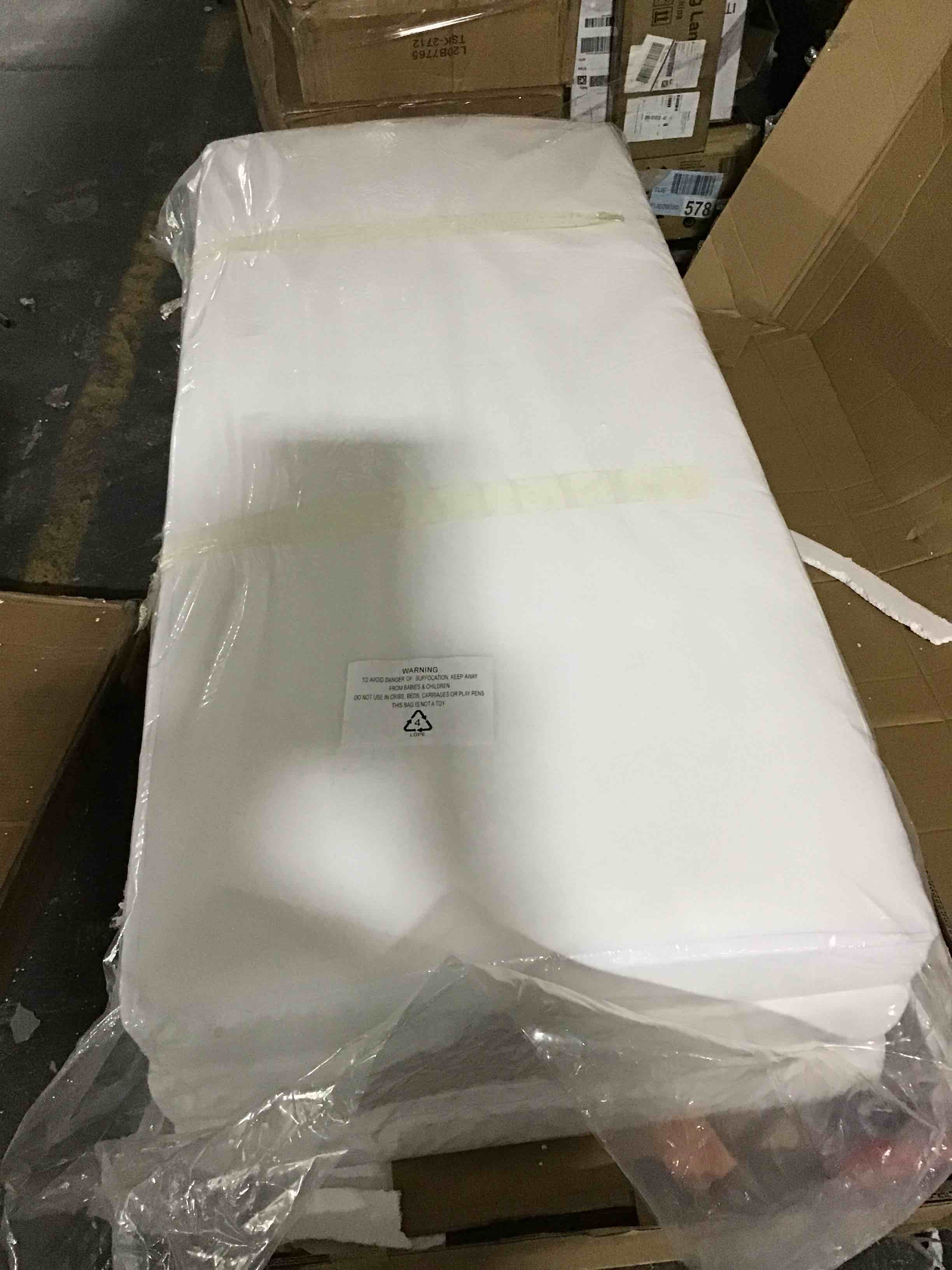 https://s3.amazonaws.com/lotting-images-prod/bidfta/RED4301612_1693579802590.jpeg