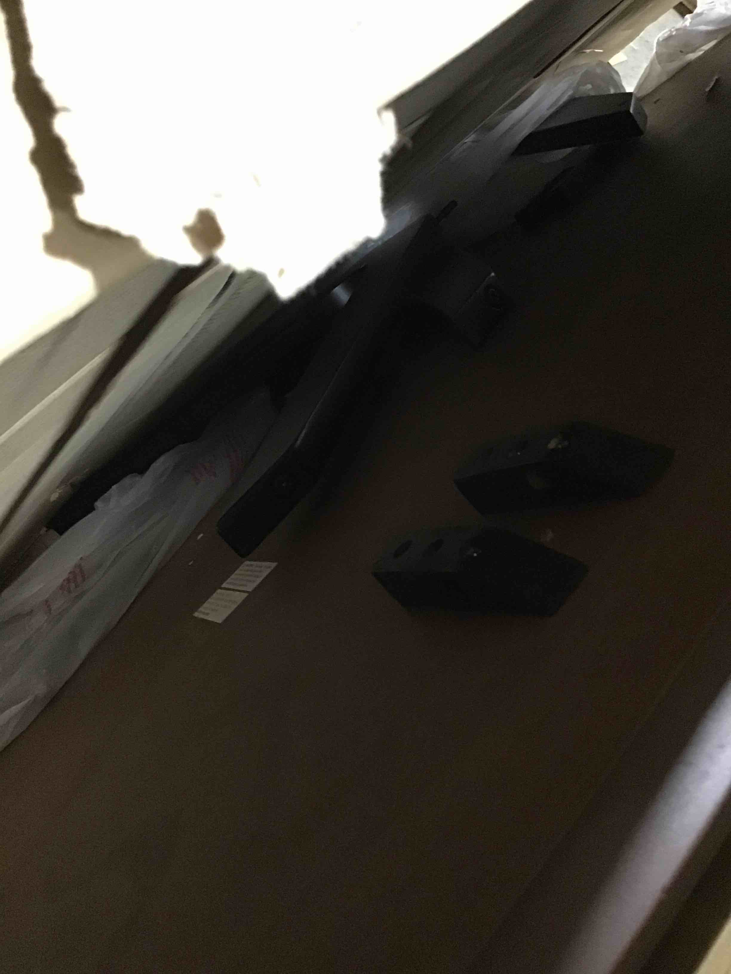 https://s3.amazonaws.com/lotting-images-prod/bidfta/RED4301815_1694097902496.jpeg