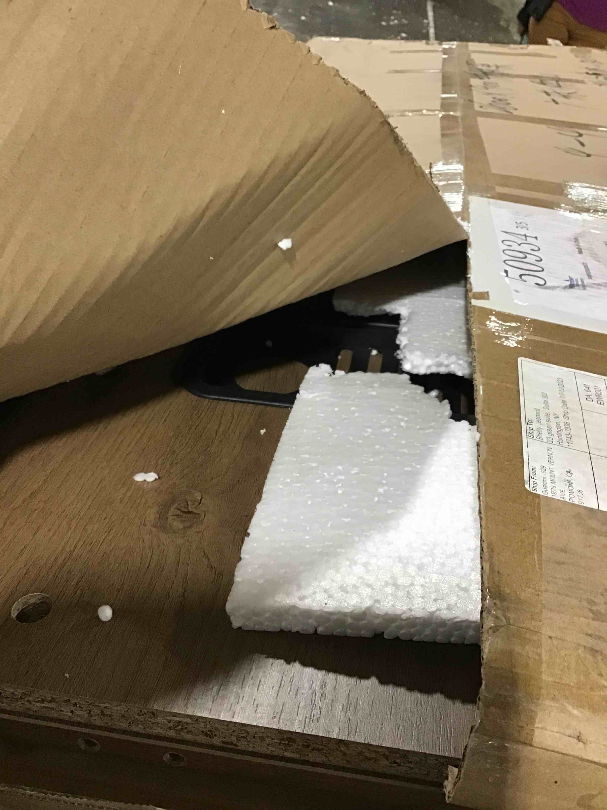 https://s3.amazonaws.com/lotting-images-prod/bidfta/RED4301824_1694105069903.jpeg