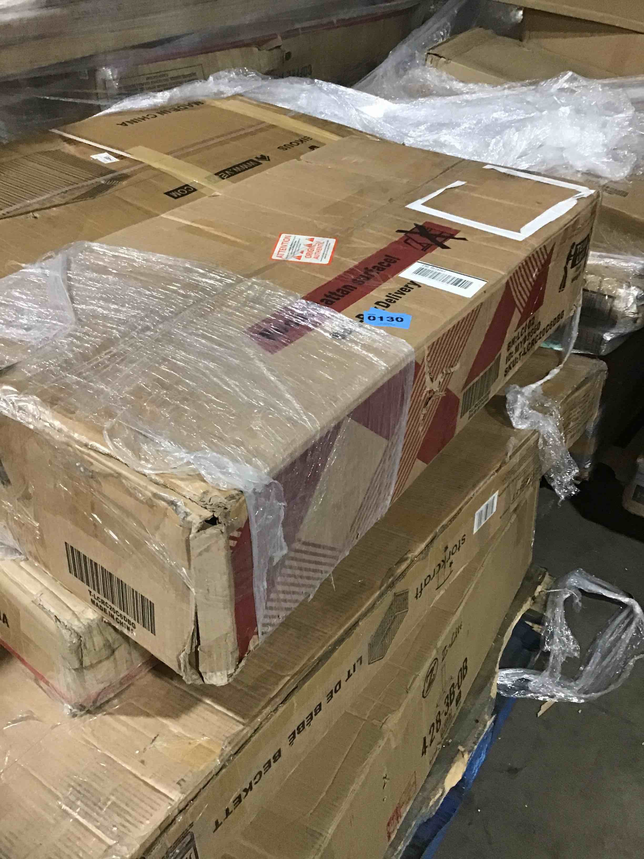 https://s3.amazonaws.com/lotting-images-prod/bidfta/RED4302225_1695052536308.jpeg