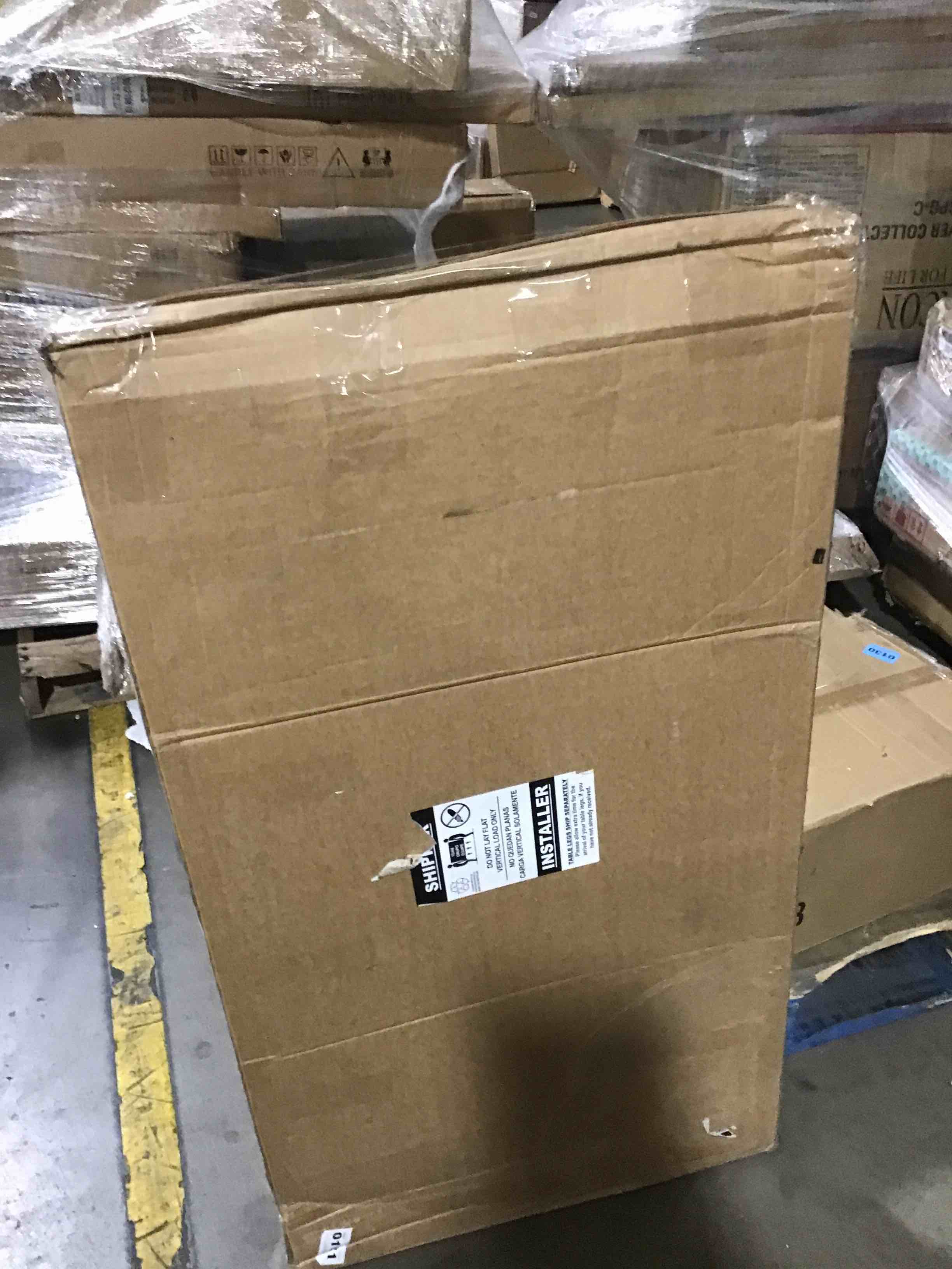 https://s3.amazonaws.com/lotting-images-prod/bidfta/RED4302234_1695057799657.jpeg