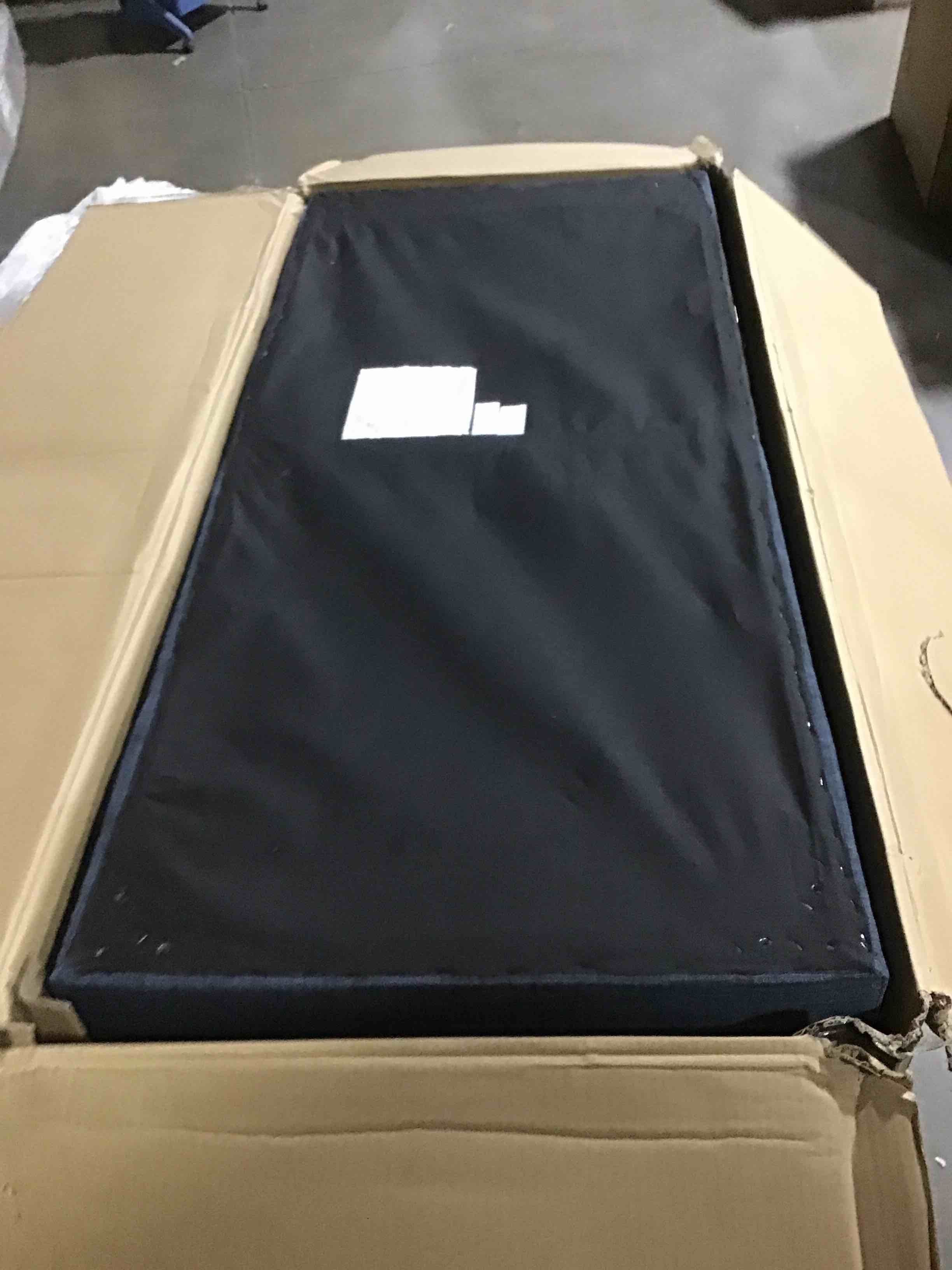 https://s3.amazonaws.com/lotting-images-prod/bidfta/RED4302371_1695299333228.jpeg