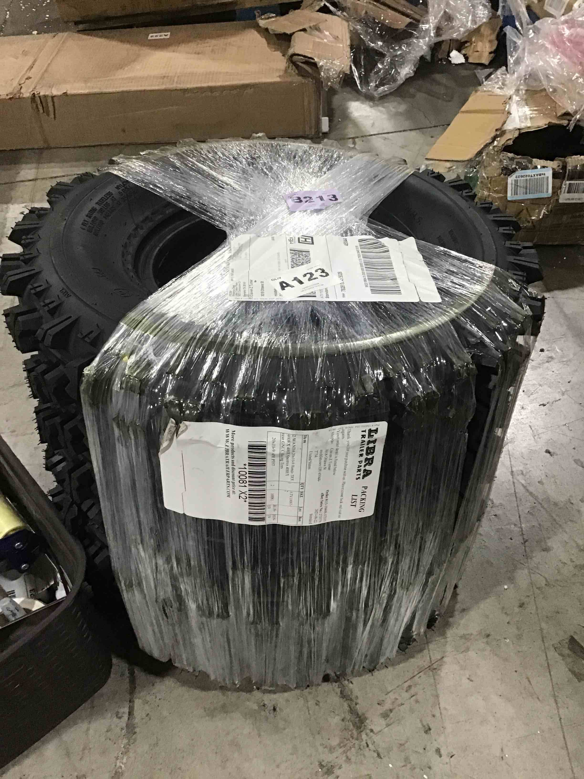 https://s3.amazonaws.com/lotting-images-prod/bidfta/RED4303444_1693942506997.jpeg