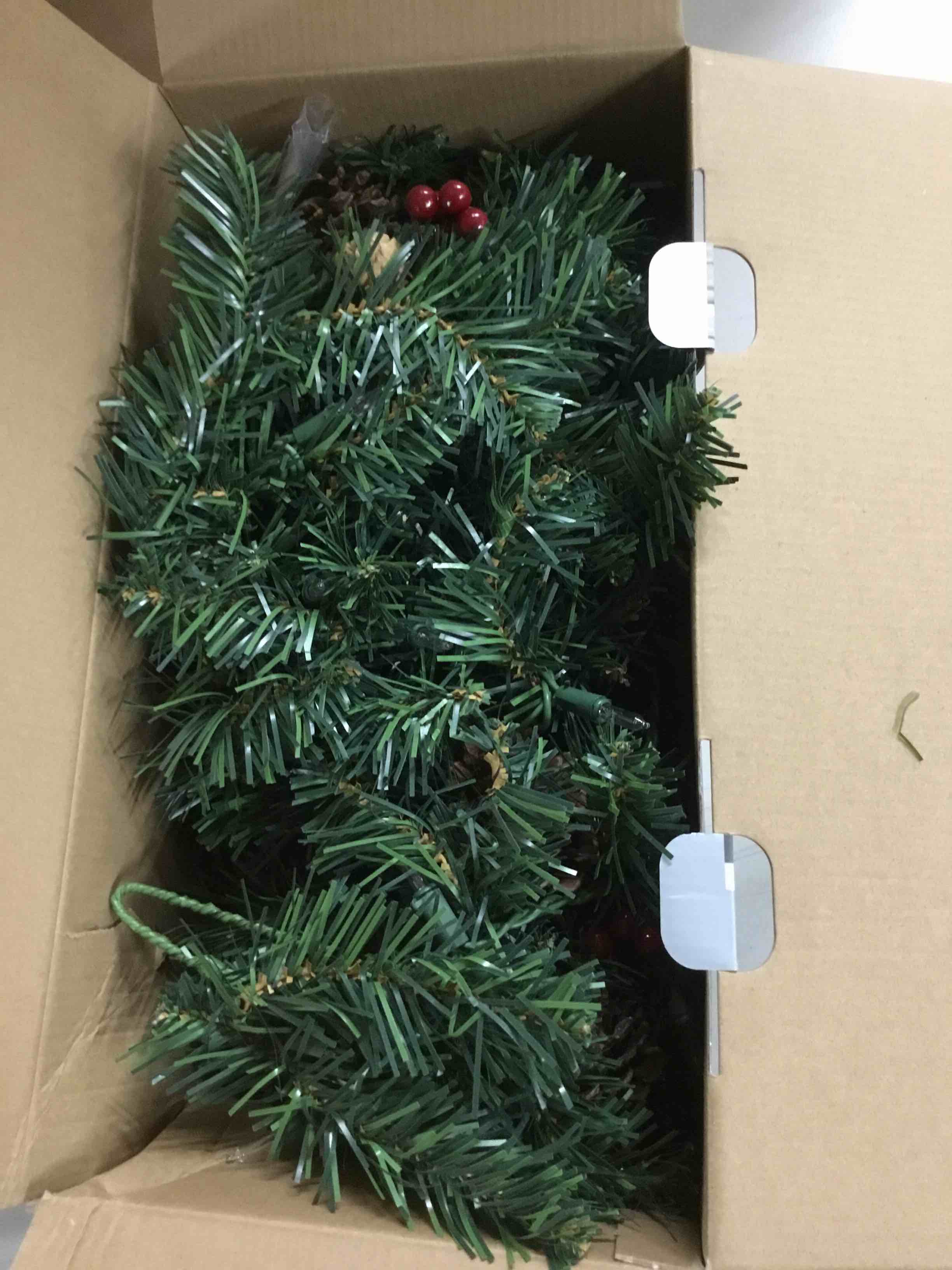 https://s3.amazonaws.com/lotting-images-prod/bidfta/RED4312824_1681219739886.jpeg