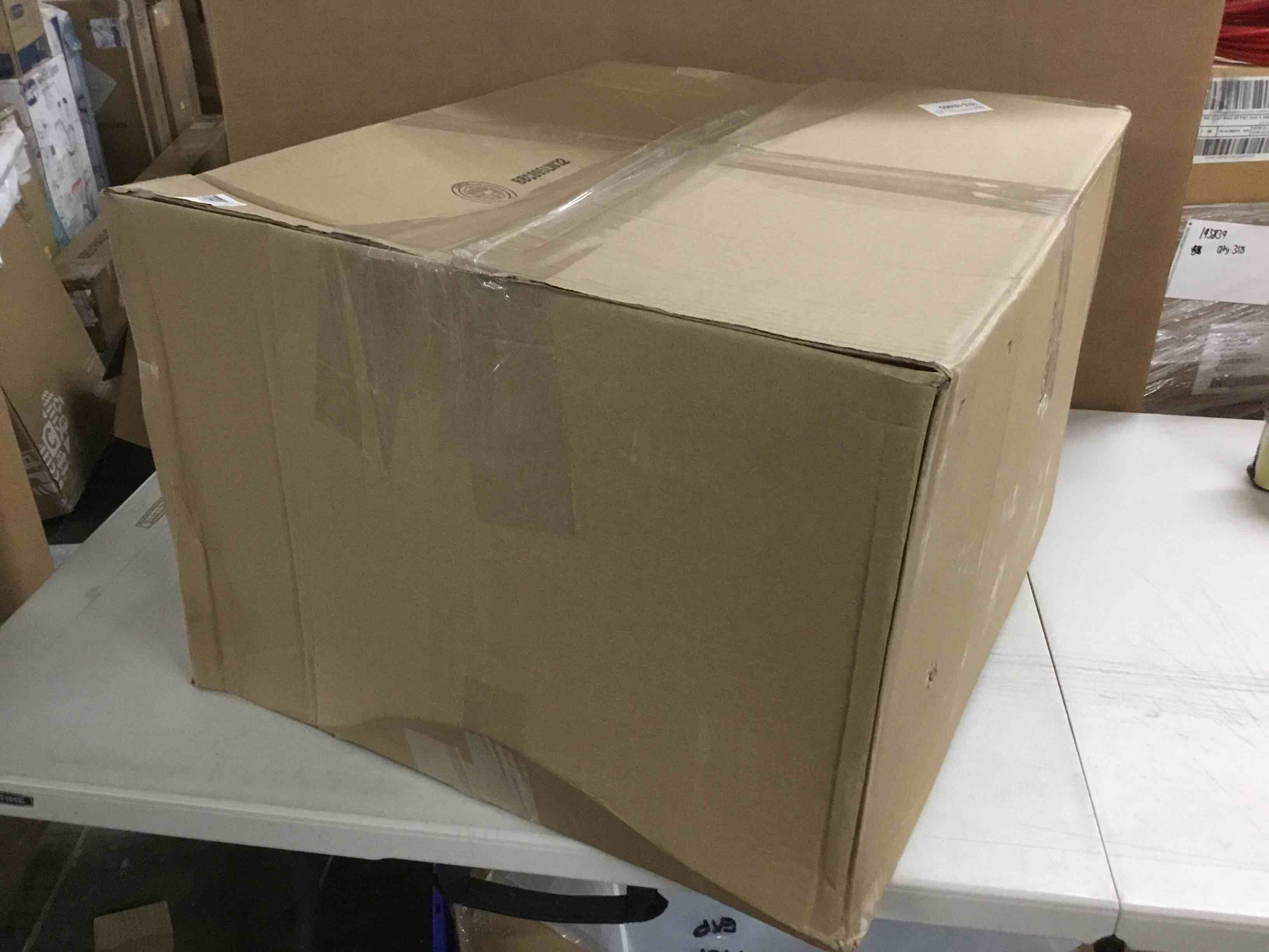 https://s3.amazonaws.com/lotting-images-prod/bidfta/RED4312873_1681302280905.jpeg