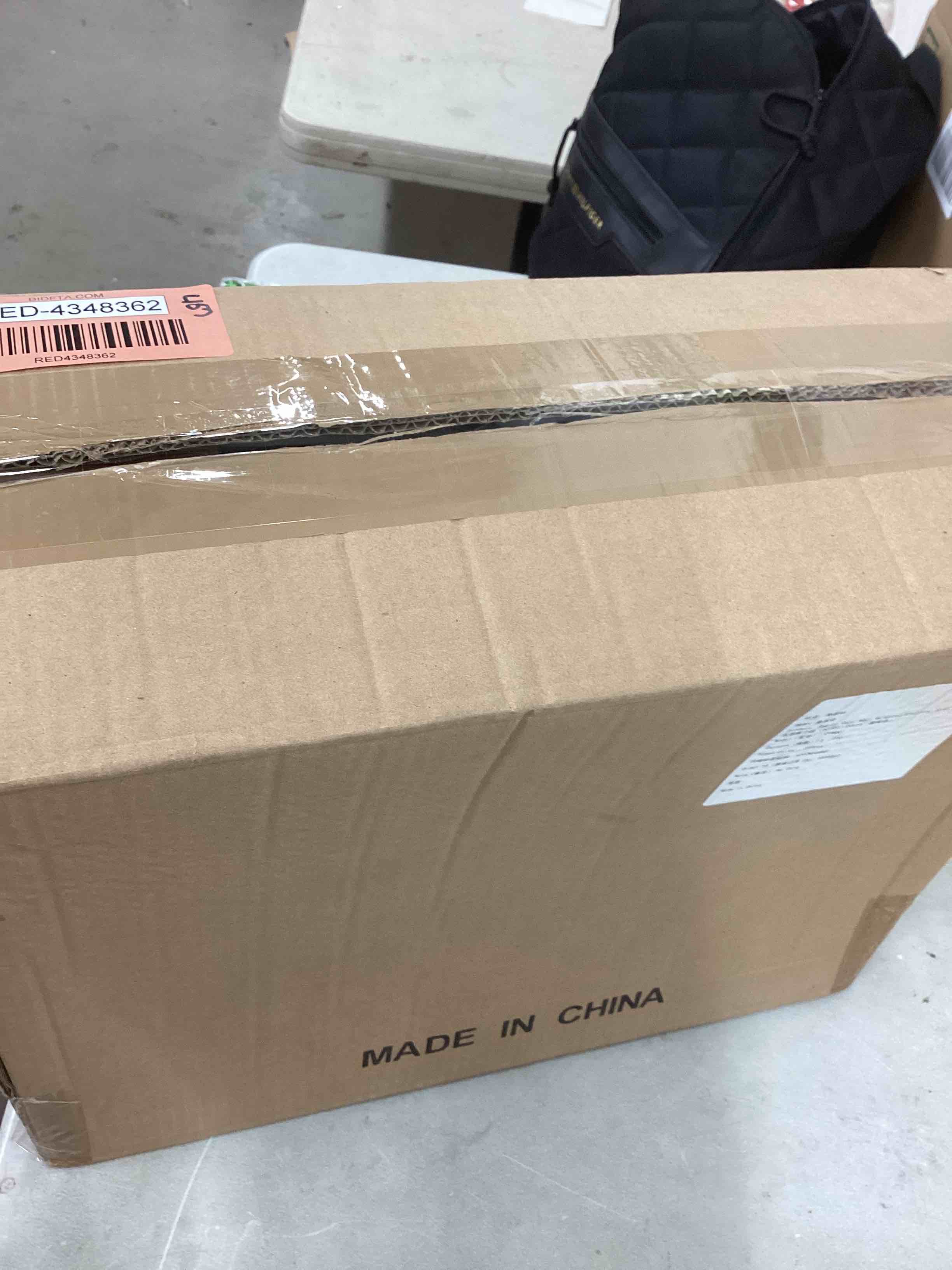 https://s3.amazonaws.com/lotting-images-prod/bidfta/RED4348362_1685661189439.jpeg