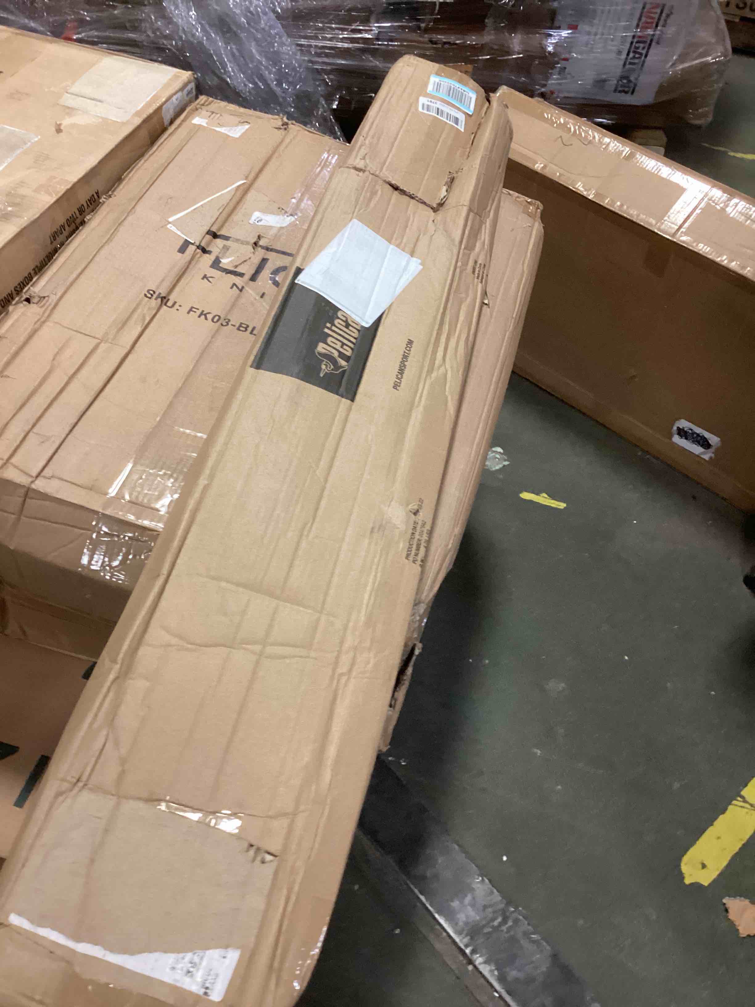 https://s3.amazonaws.com/lotting-images-prod/bidfta/RED4355875_1676830179700.jpeg
