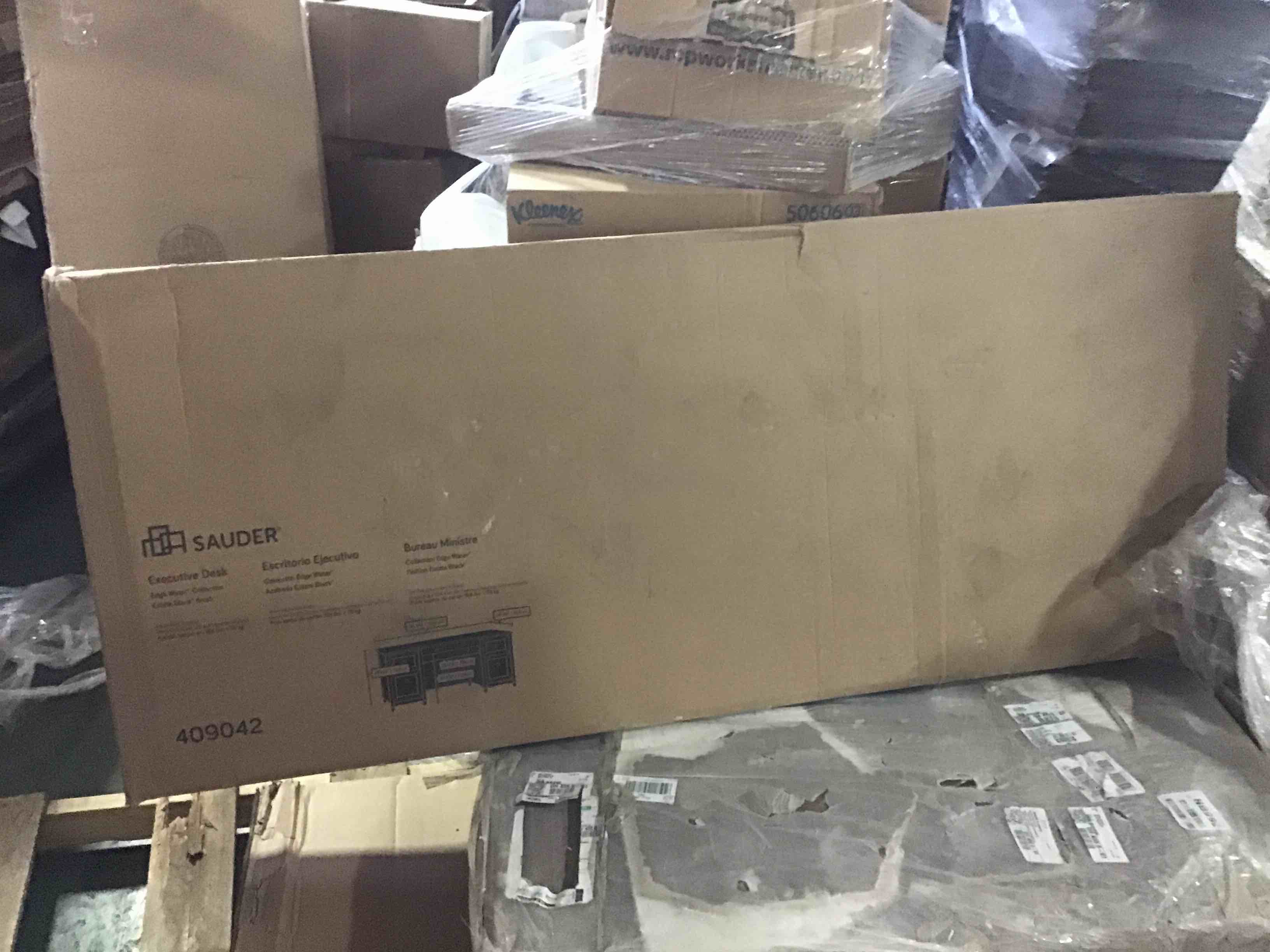 https://s3.amazonaws.com/lotting-images-prod/bidfta/RED4360776_1677872016790.jpeg
