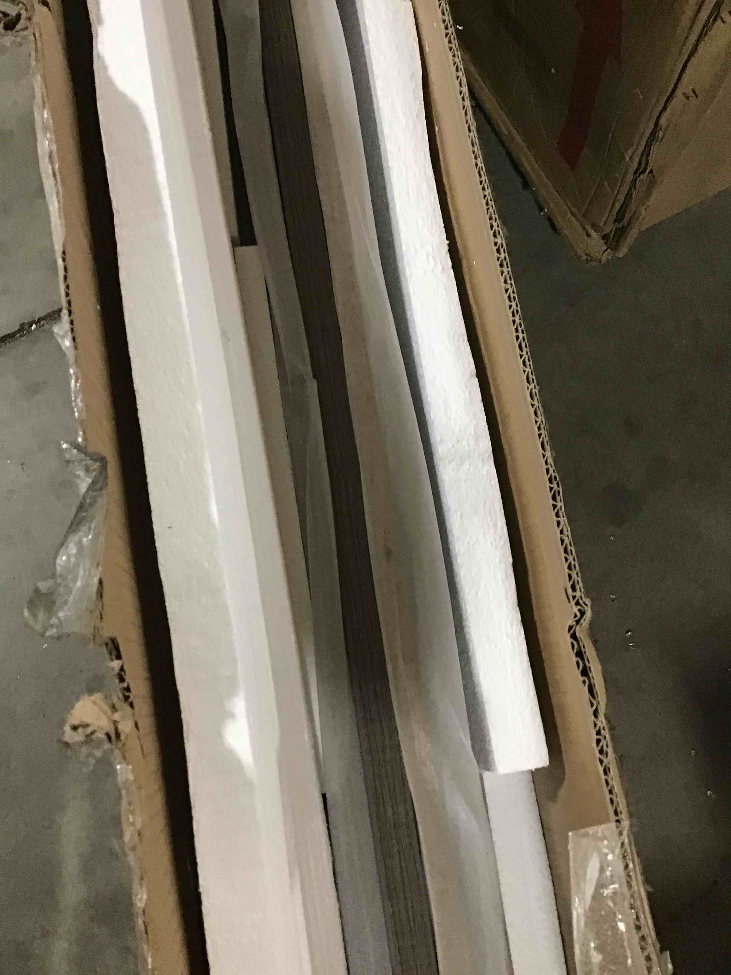 https://s3.amazonaws.com/lotting-images-prod/bidfta/RED4388567_1685185744438.jpeg