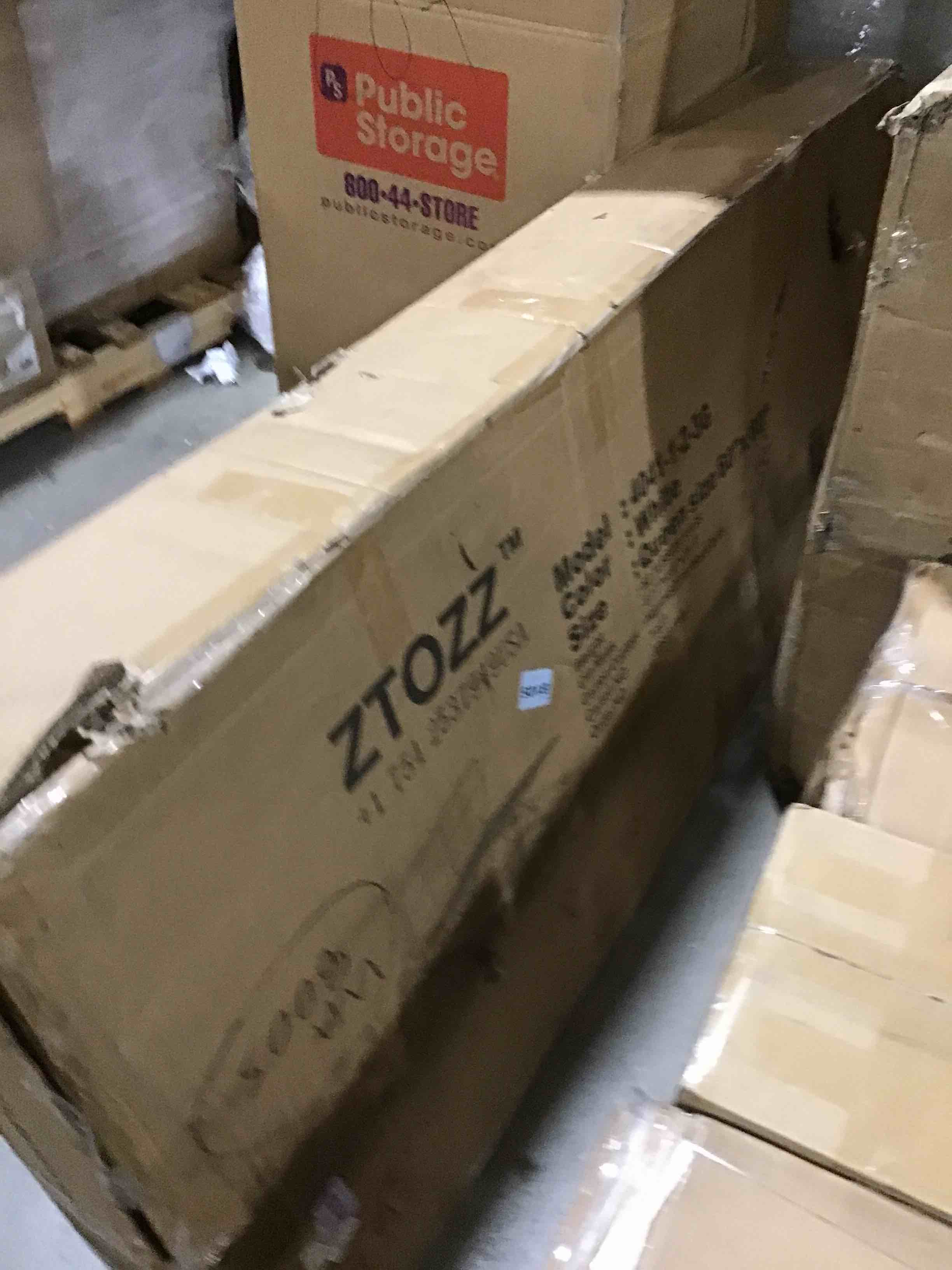 https://s3.amazonaws.com/lotting-images-prod/bidfta/RED4389066_1686062618772.jpeg