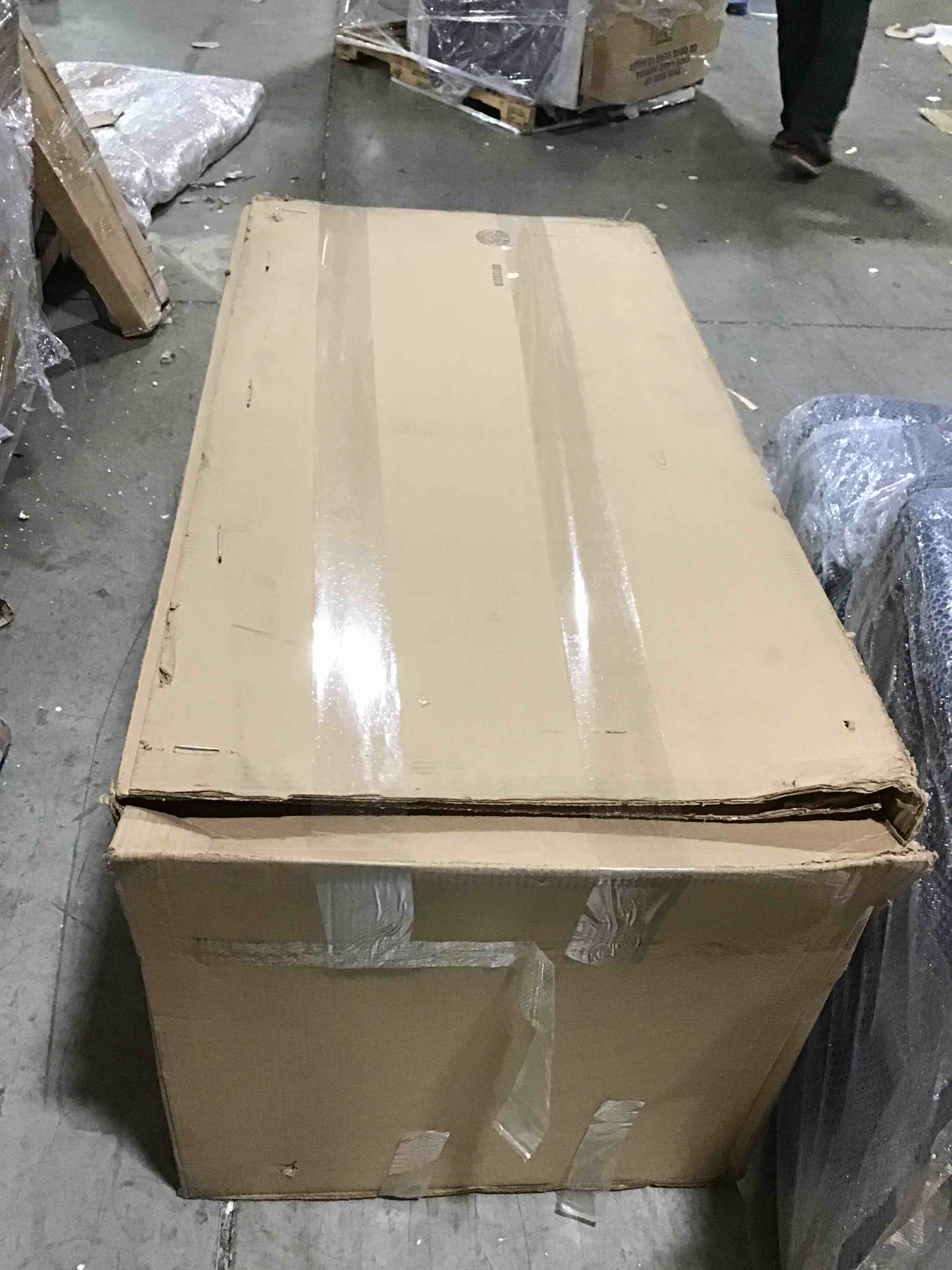 https://s3.amazonaws.com/lotting-images-prod/bidfta/RED4389309_1686335912323.jpeg