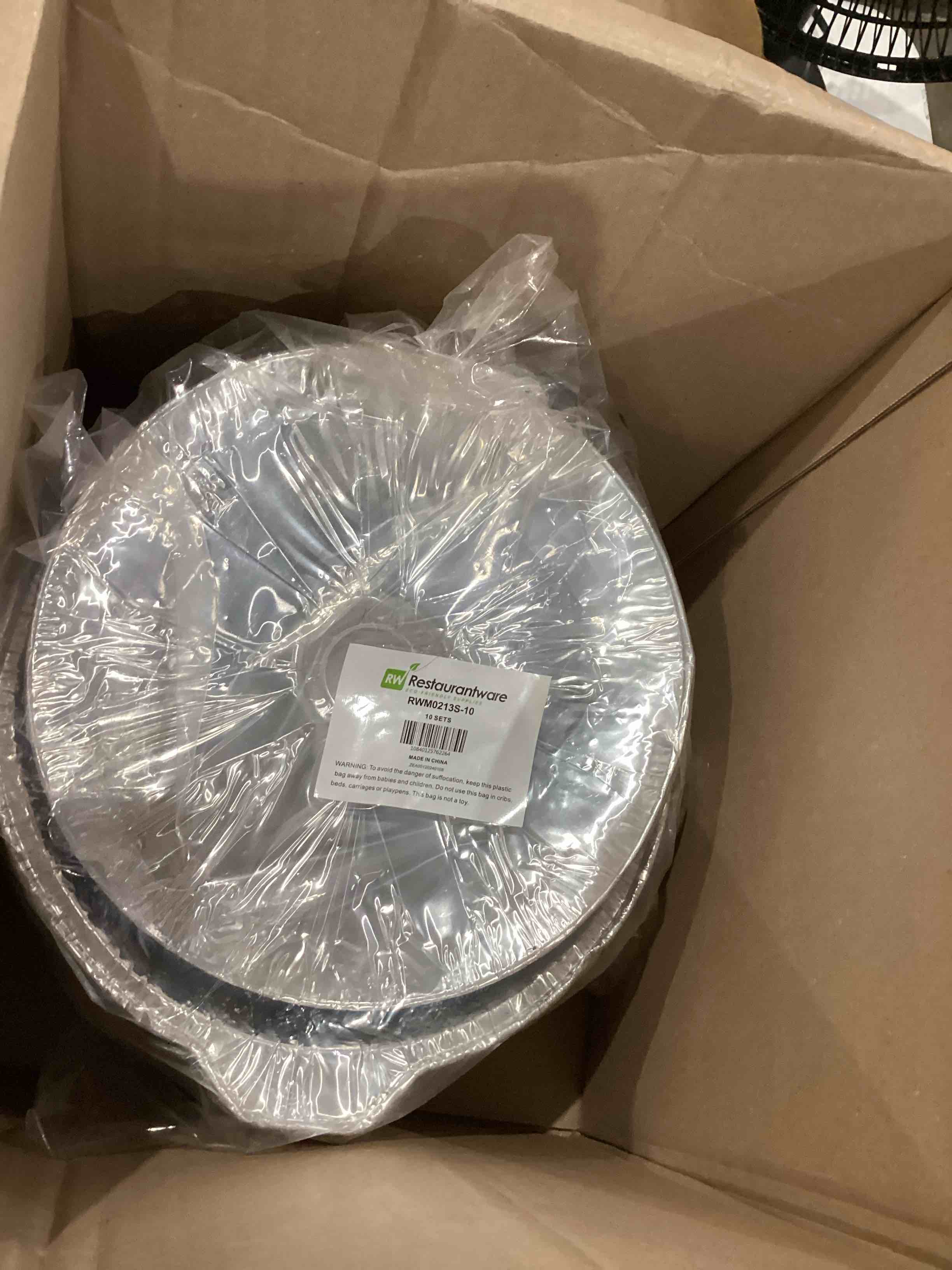 https://s3.amazonaws.com/lotting-images-prod/bidfta/RED4405972_1753206774248.jpeg