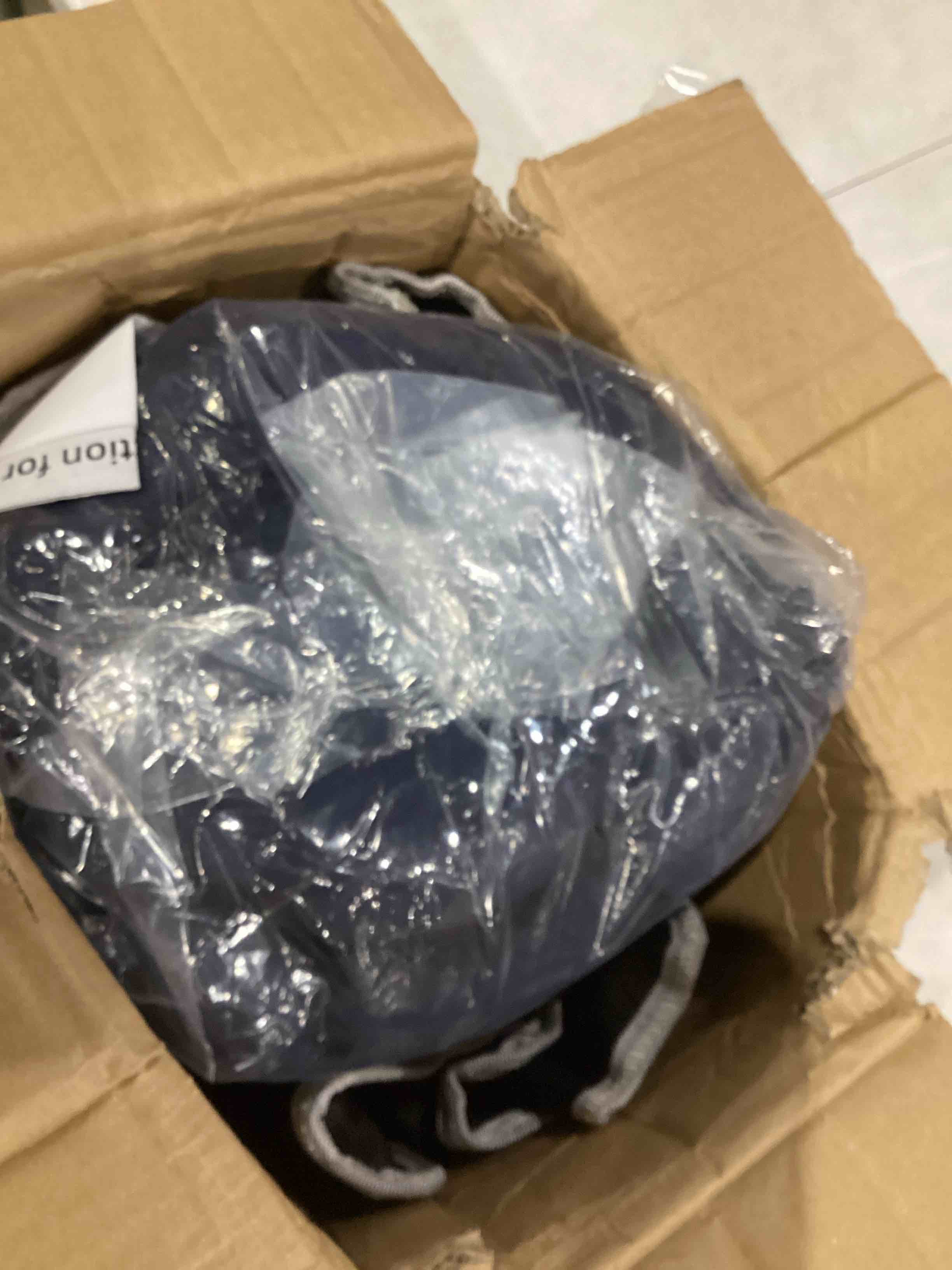 https://s3.amazonaws.com/lotting-images-prod/bidfta/RED4410789_1750433646321.jpeg