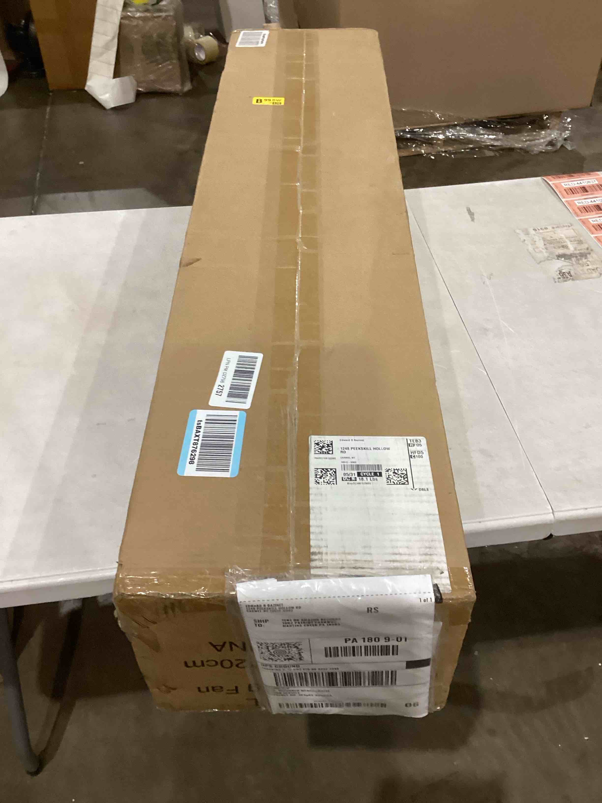 https://s3.amazonaws.com/lotting-images-prod/bidfta/RED4410826_1750446327498.jpeg