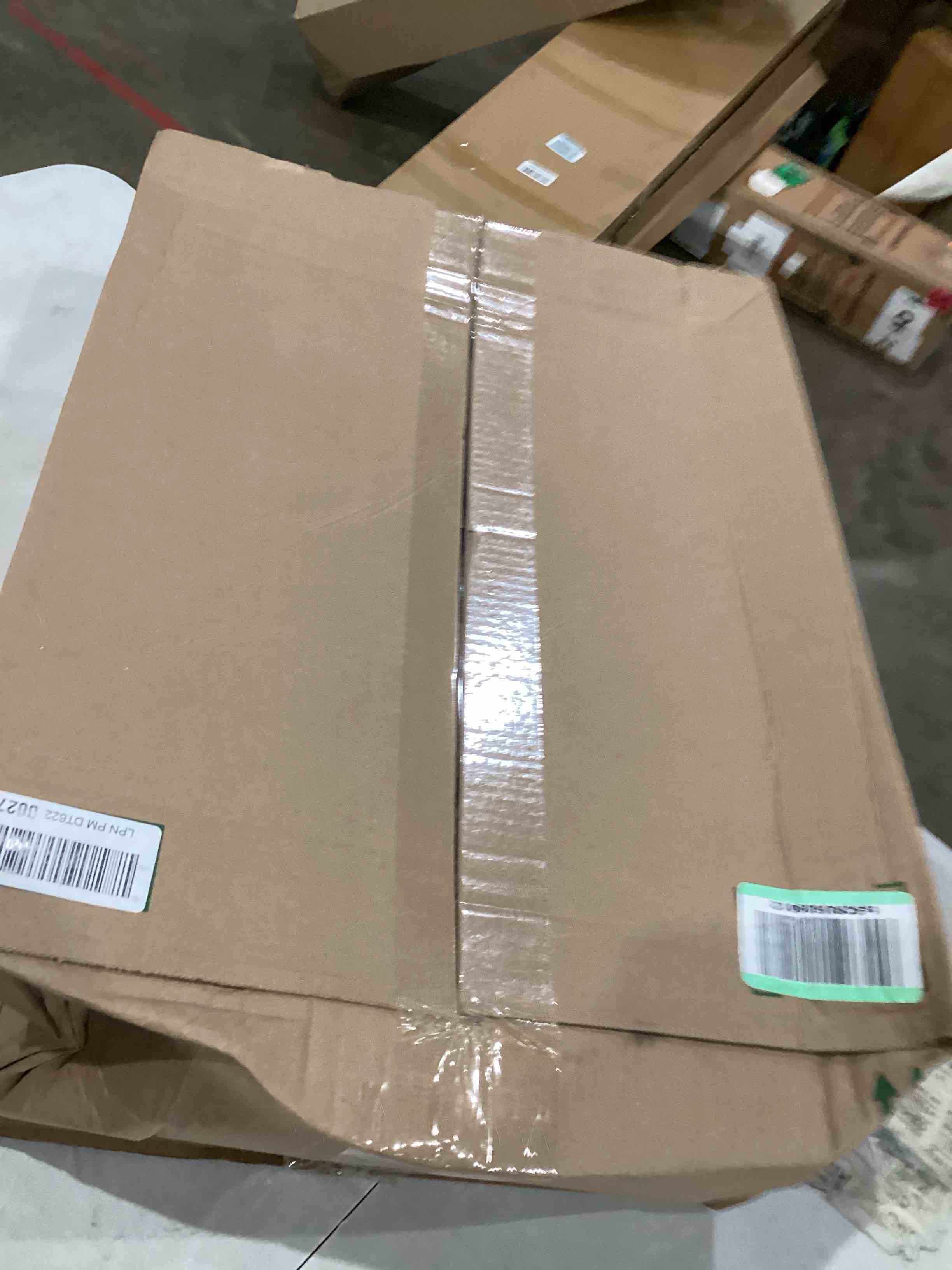 https://s3.amazonaws.com/lotting-images-prod/bidfta/RED4410909_1750703109118.jpeg