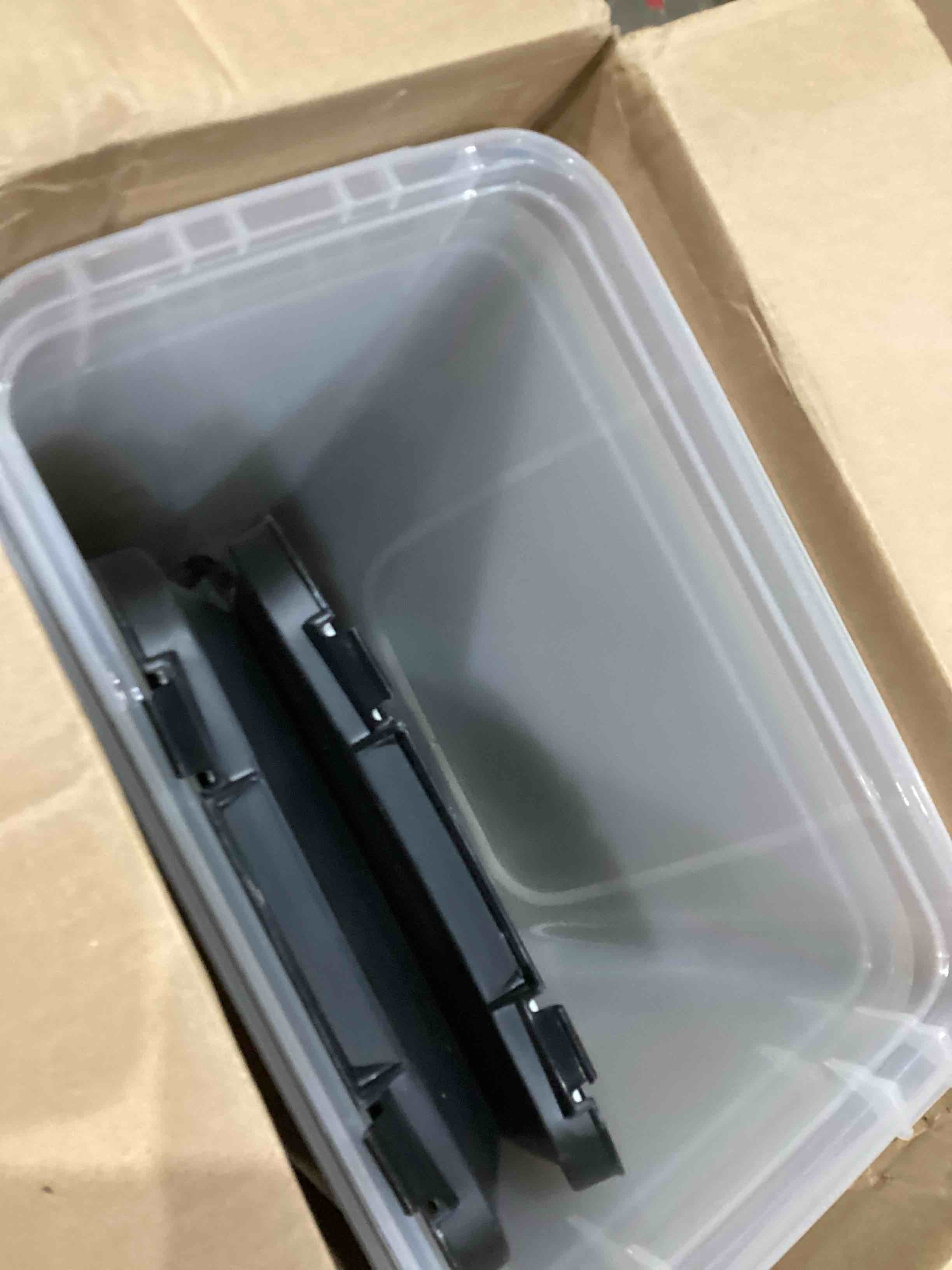 https://s3.amazonaws.com/lotting-images-prod/bidfta/RED4410921_1750704868716.jpeg