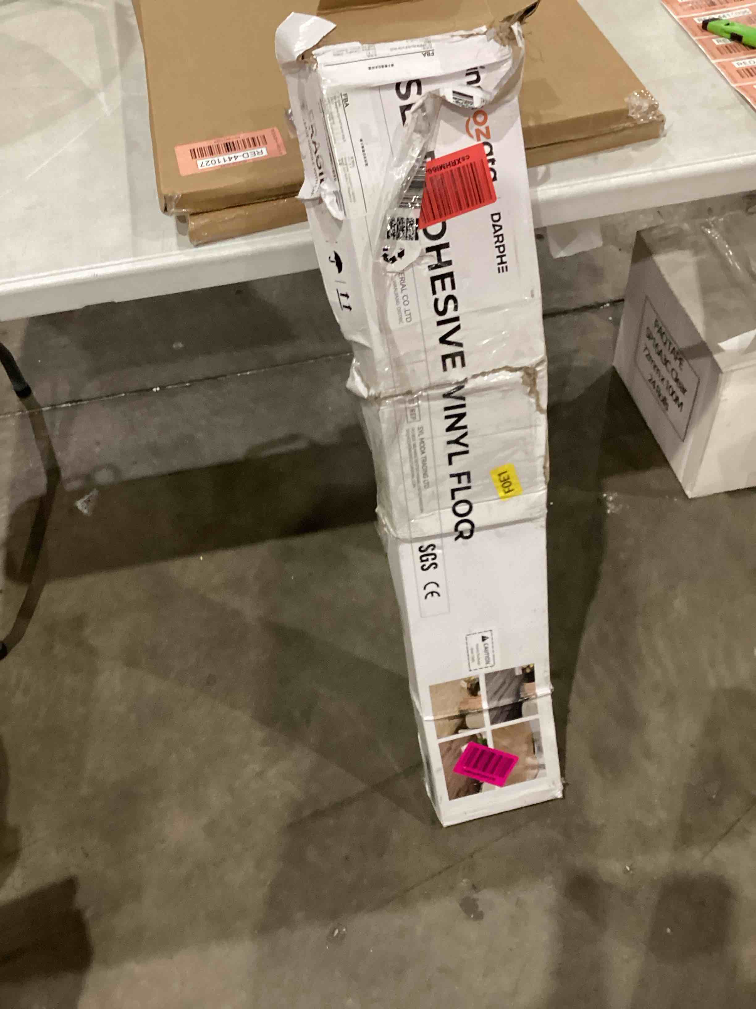 https://s3.amazonaws.com/lotting-images-prod/bidfta/RED4411028_1750858034855.jpeg
