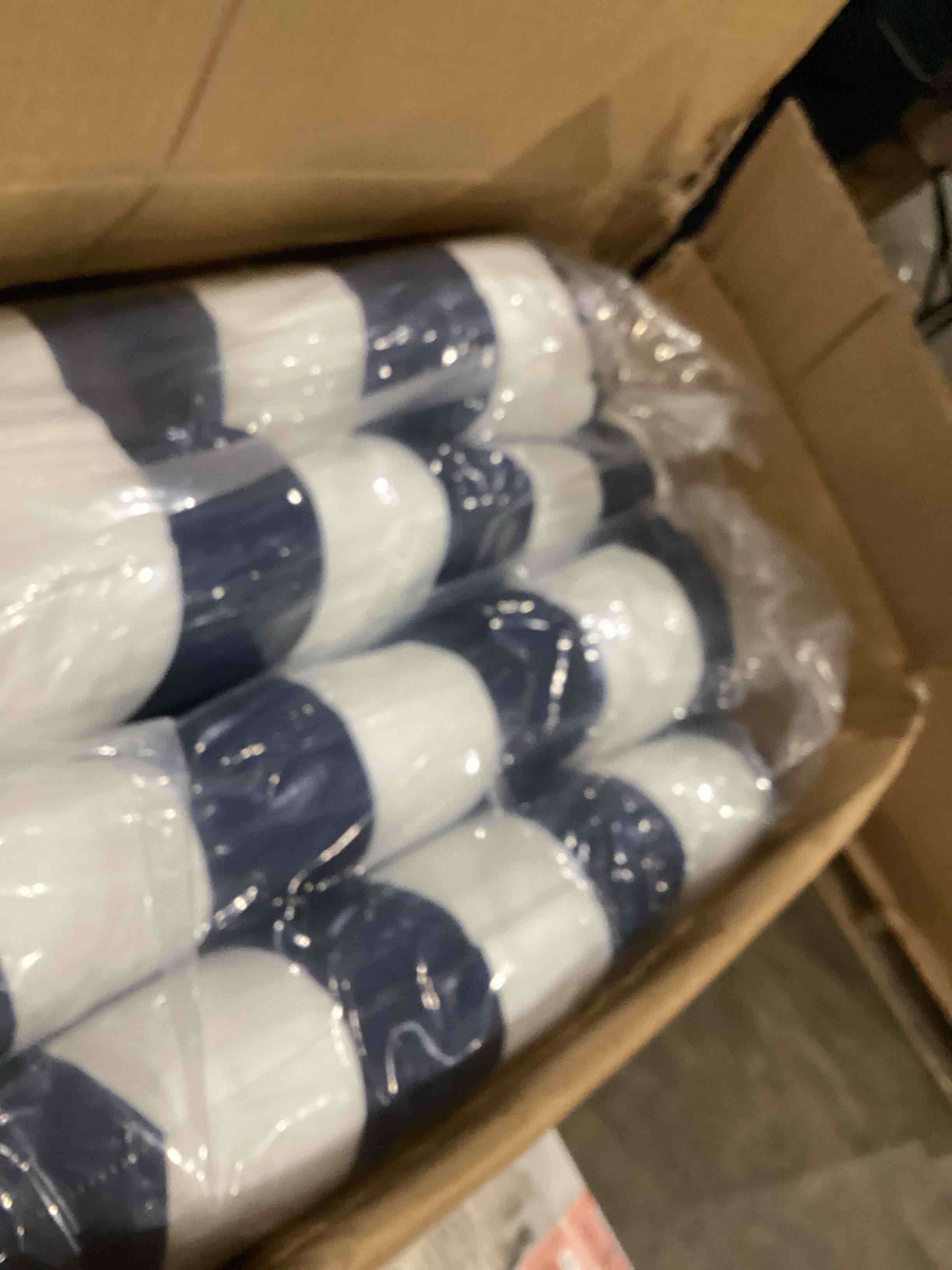 https://s3.amazonaws.com/lotting-images-prod/bidfta/RED4411062_1750866074123.jpeg