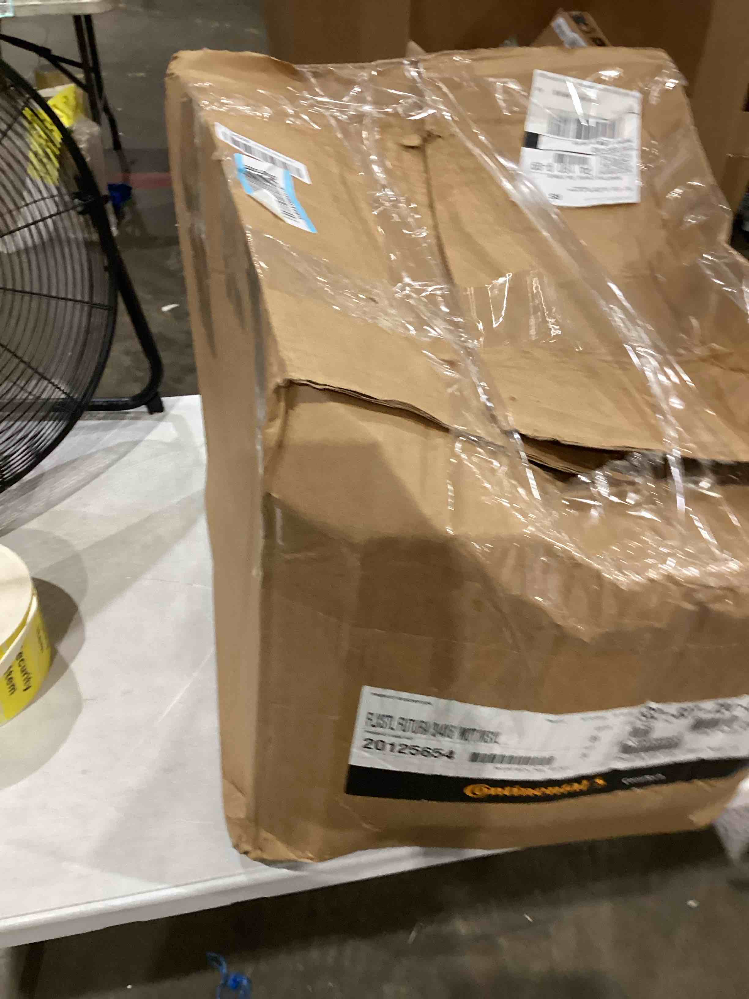https://s3.amazonaws.com/lotting-images-prod/bidfta/RED4411115_1750953107567.jpeg