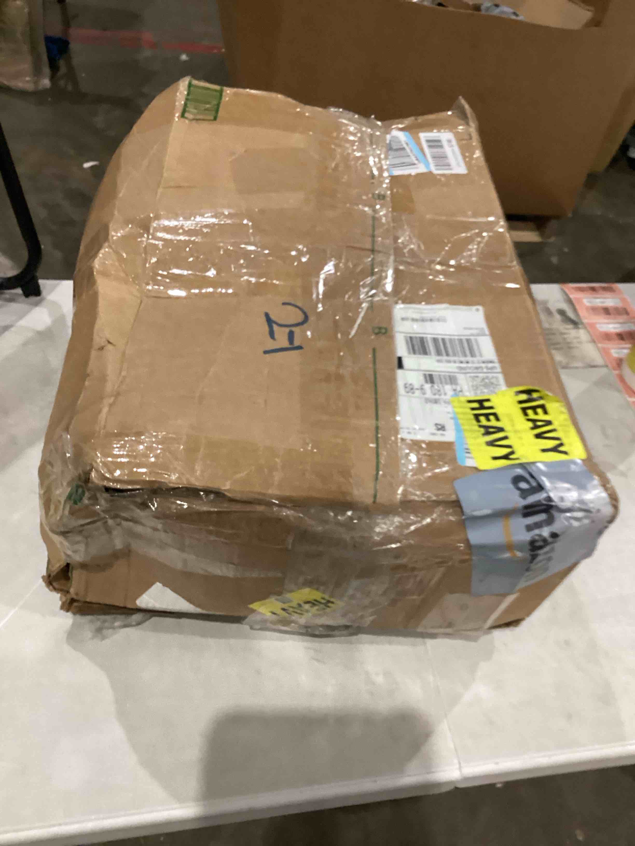 https://s3.amazonaws.com/lotting-images-prod/bidfta/RED4411116_1750953297792.jpeg