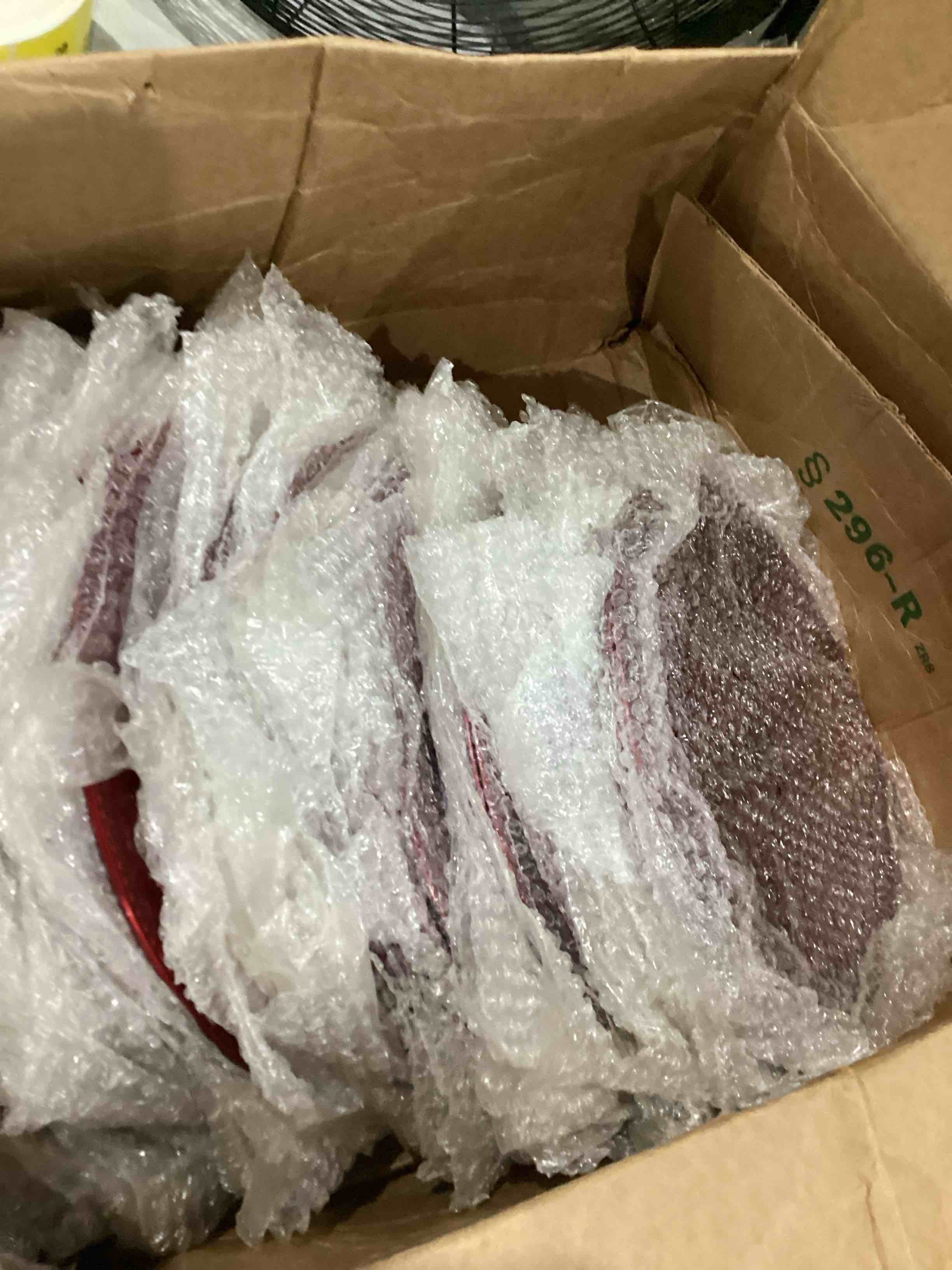 https://s3.amazonaws.com/lotting-images-prod/bidfta/RED4411116_1750953337012.jpeg