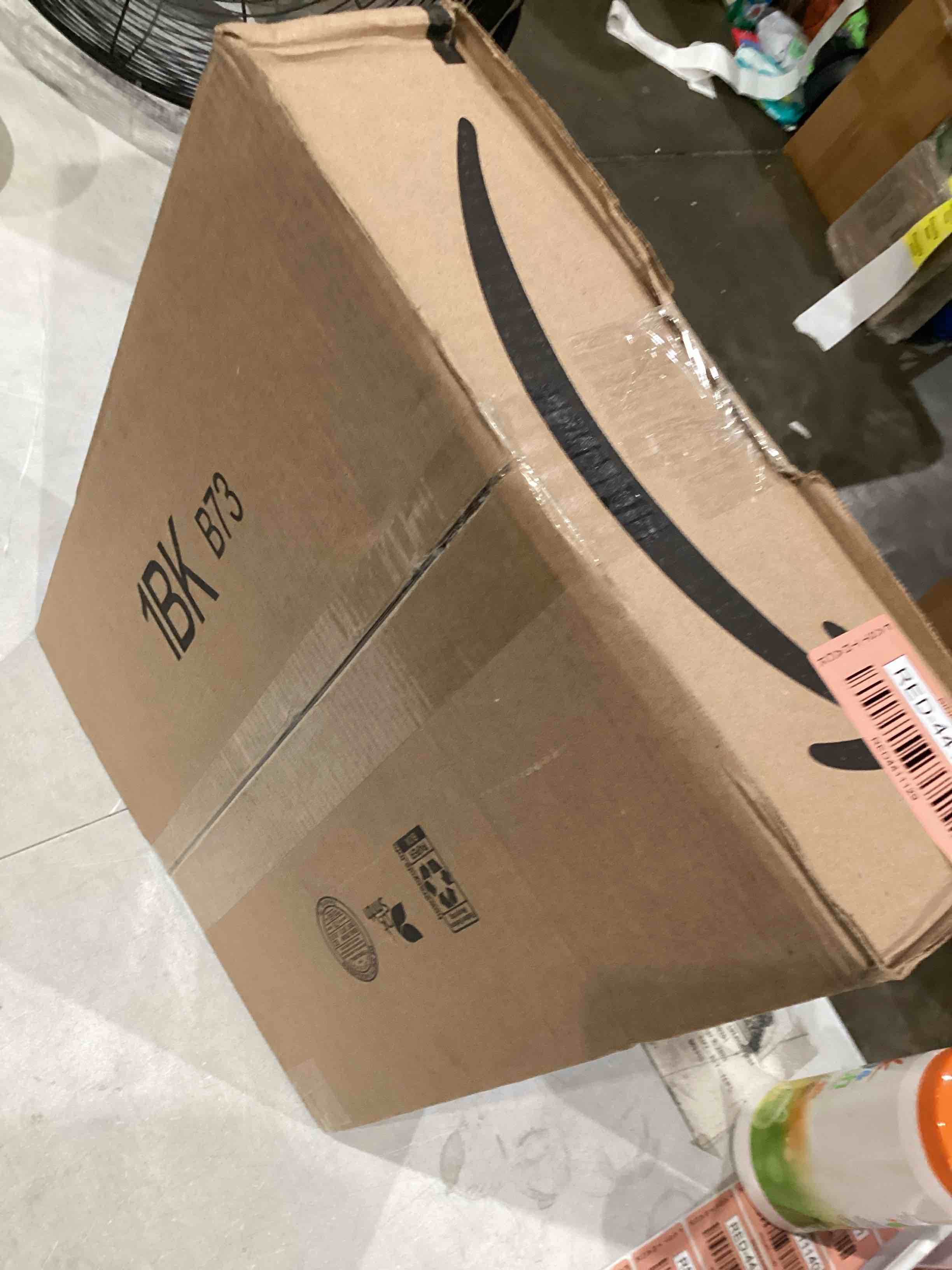 https://s3.amazonaws.com/lotting-images-prod/bidfta/RED4411129_1750958405730.jpeg