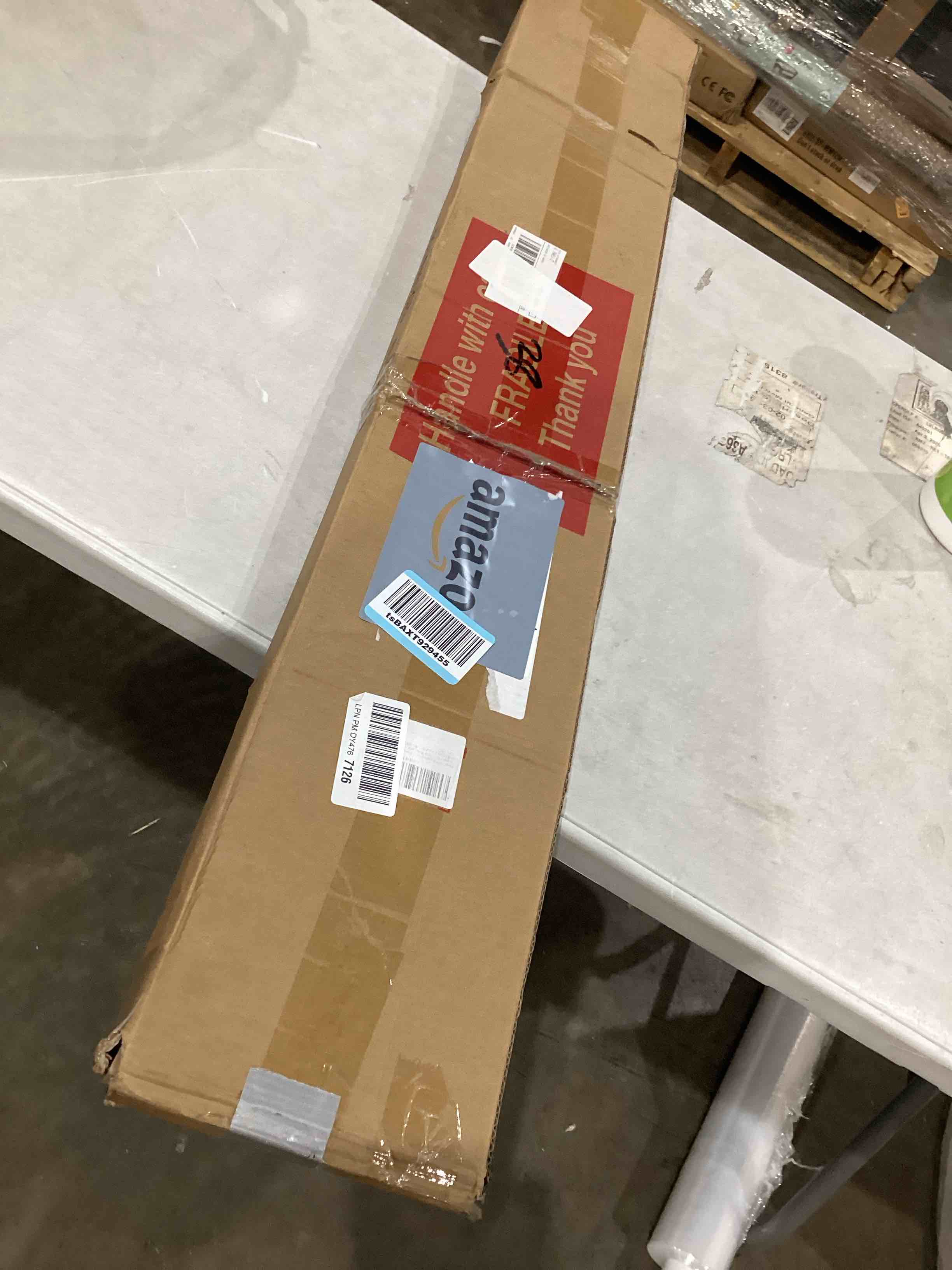 https://s3.amazonaws.com/lotting-images-prod/bidfta/RED4411150_1750964625519.jpeg