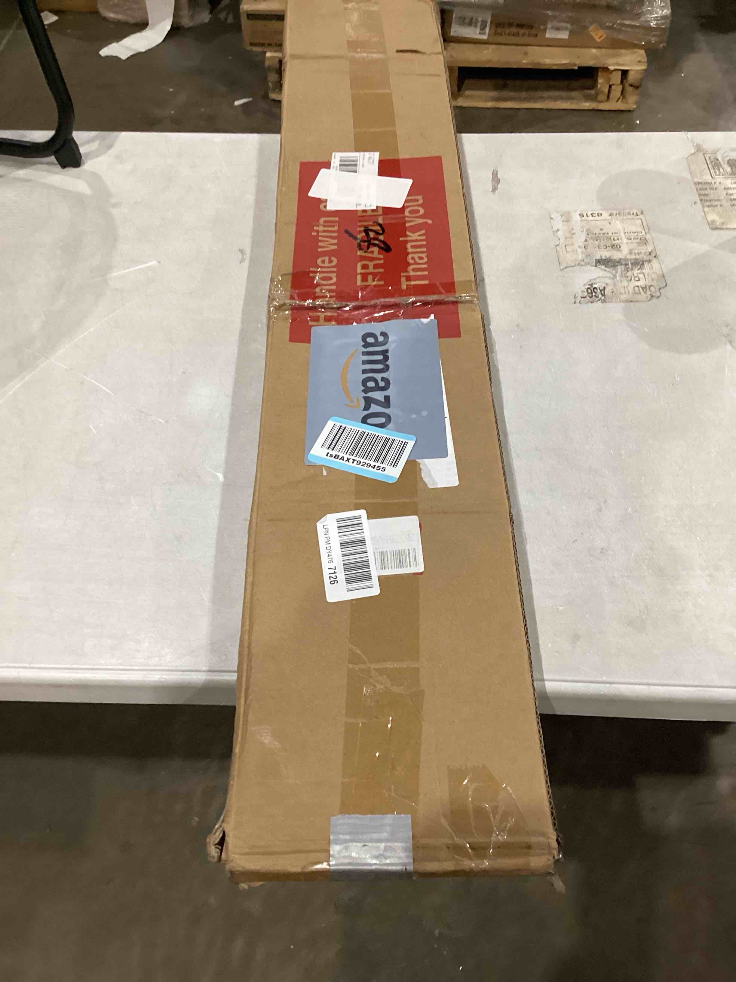https://s3.amazonaws.com/lotting-images-prod/bidfta/RED4411150_1750964641387.jpeg
