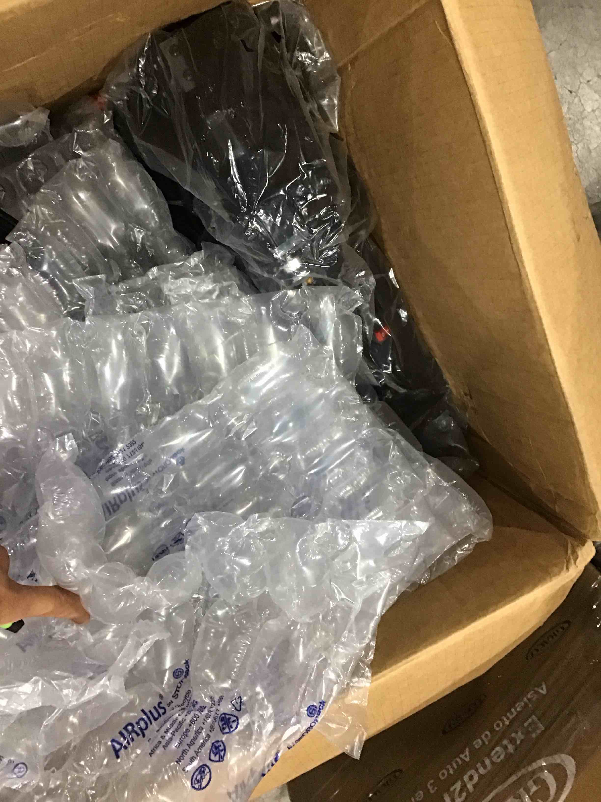 https://s3.amazonaws.com/lotting-images-prod/bidfta/RED4411188_1751032854107.jpeg