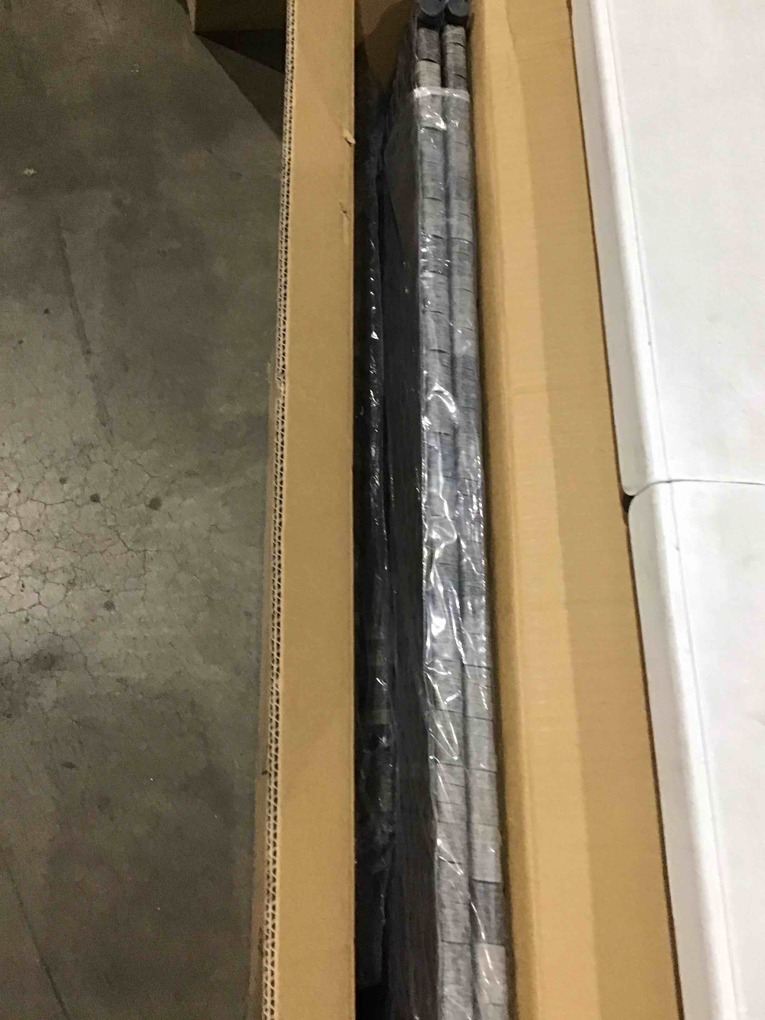 https://s3.amazonaws.com/lotting-images-prod/bidfta/RED4411196_1751034431039.jpeg