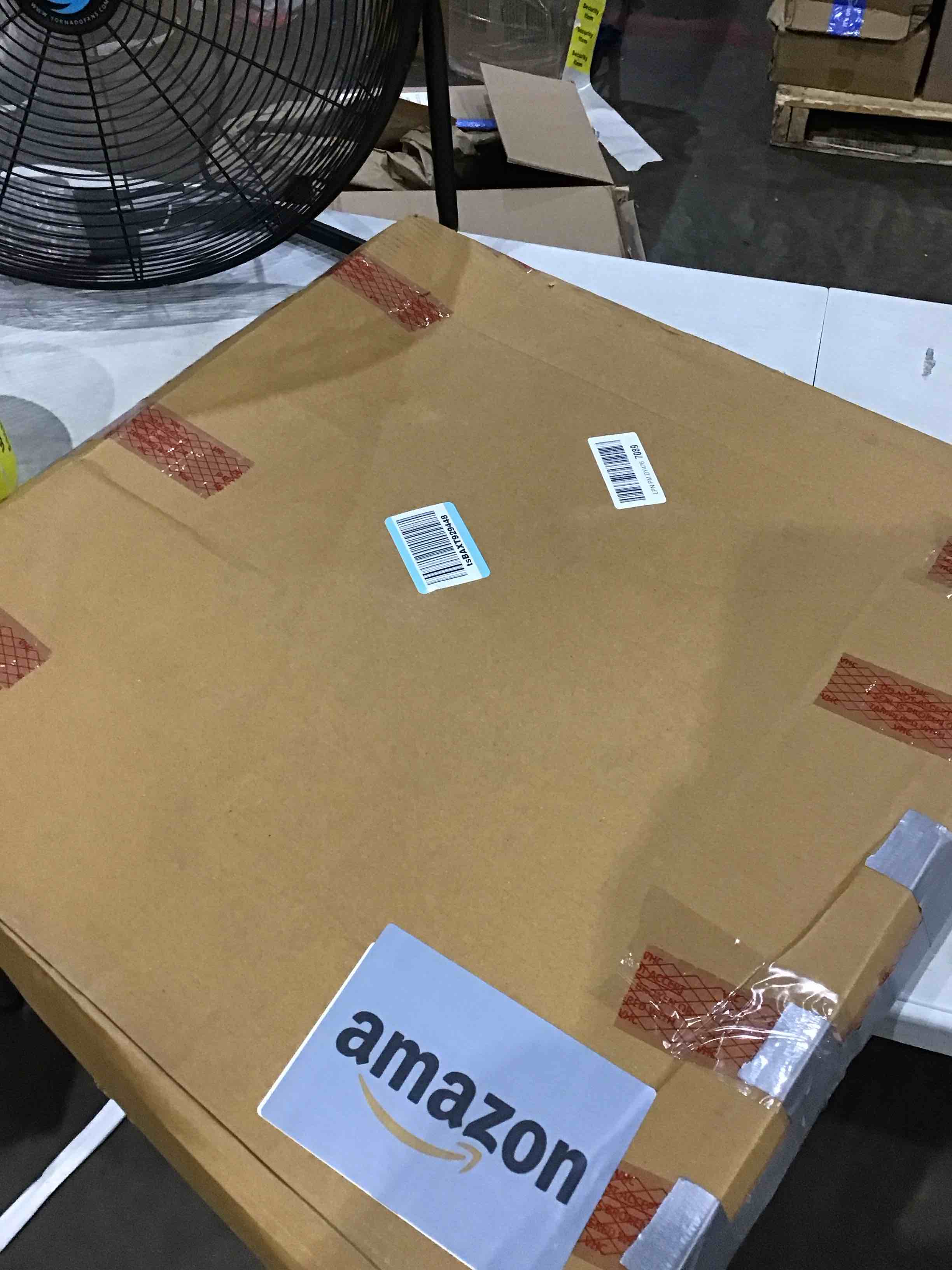 https://s3.amazonaws.com/lotting-images-prod/bidfta/RED4411202_1751035849480.jpeg