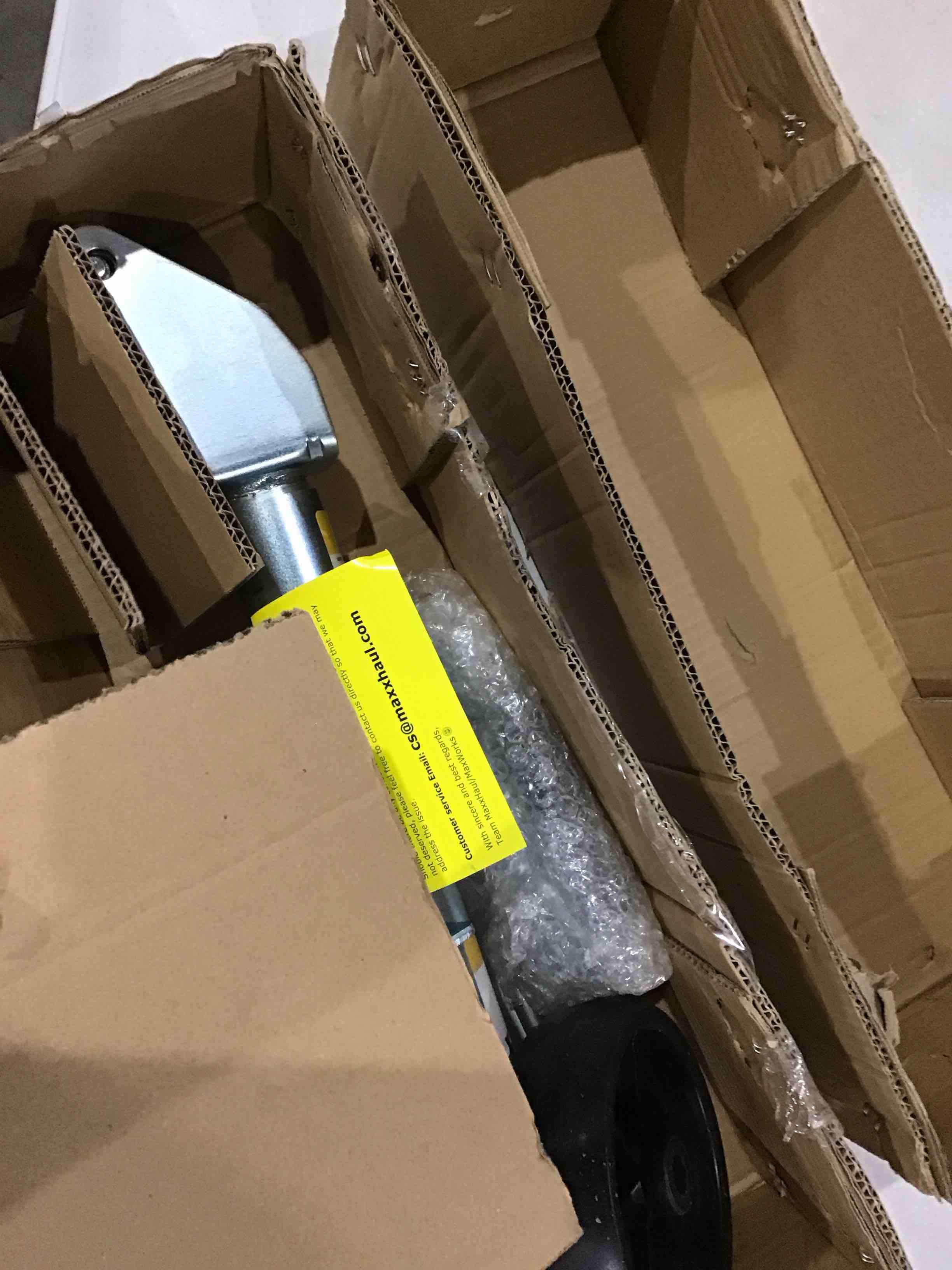 https://s3.amazonaws.com/lotting-images-prod/bidfta/RED4411212_1751038356824.jpeg