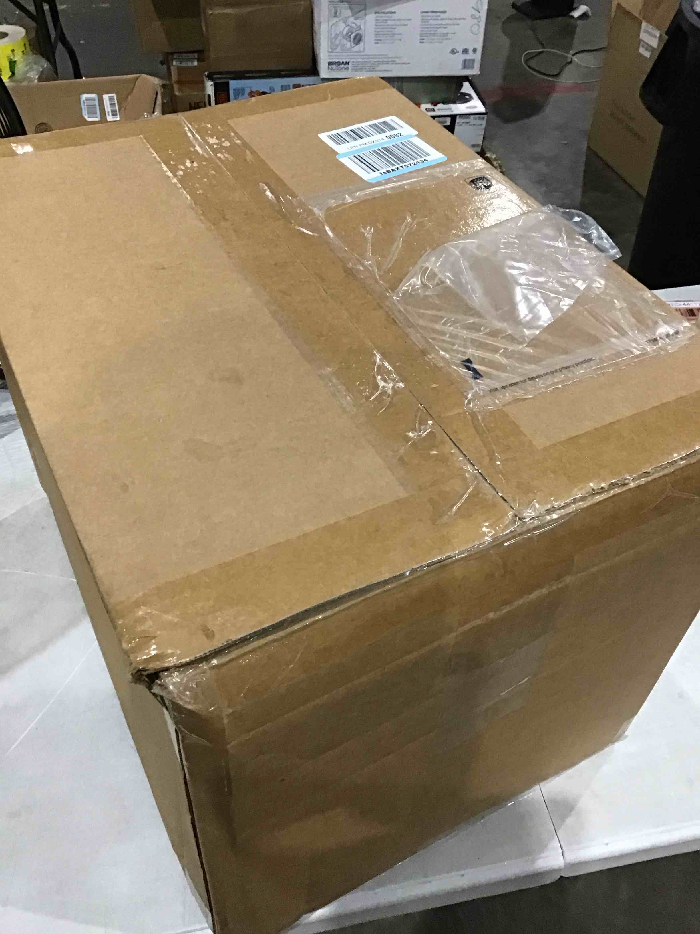 https://s3.amazonaws.com/lotting-images-prod/bidfta/RED4411215_1751039723980.jpeg