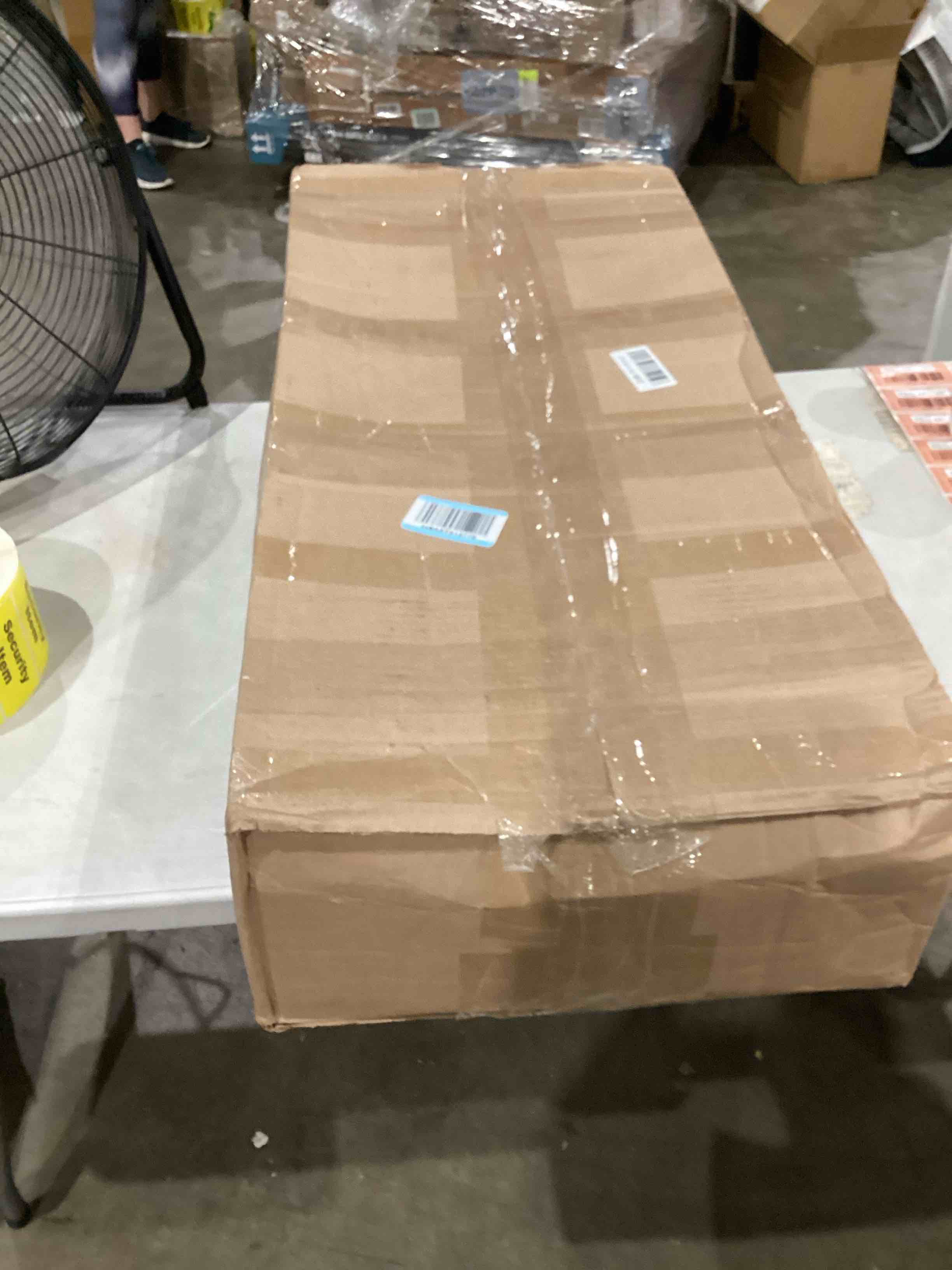 https://s3.amazonaws.com/lotting-images-prod/bidfta/RED4411280_1751132464681.jpeg
