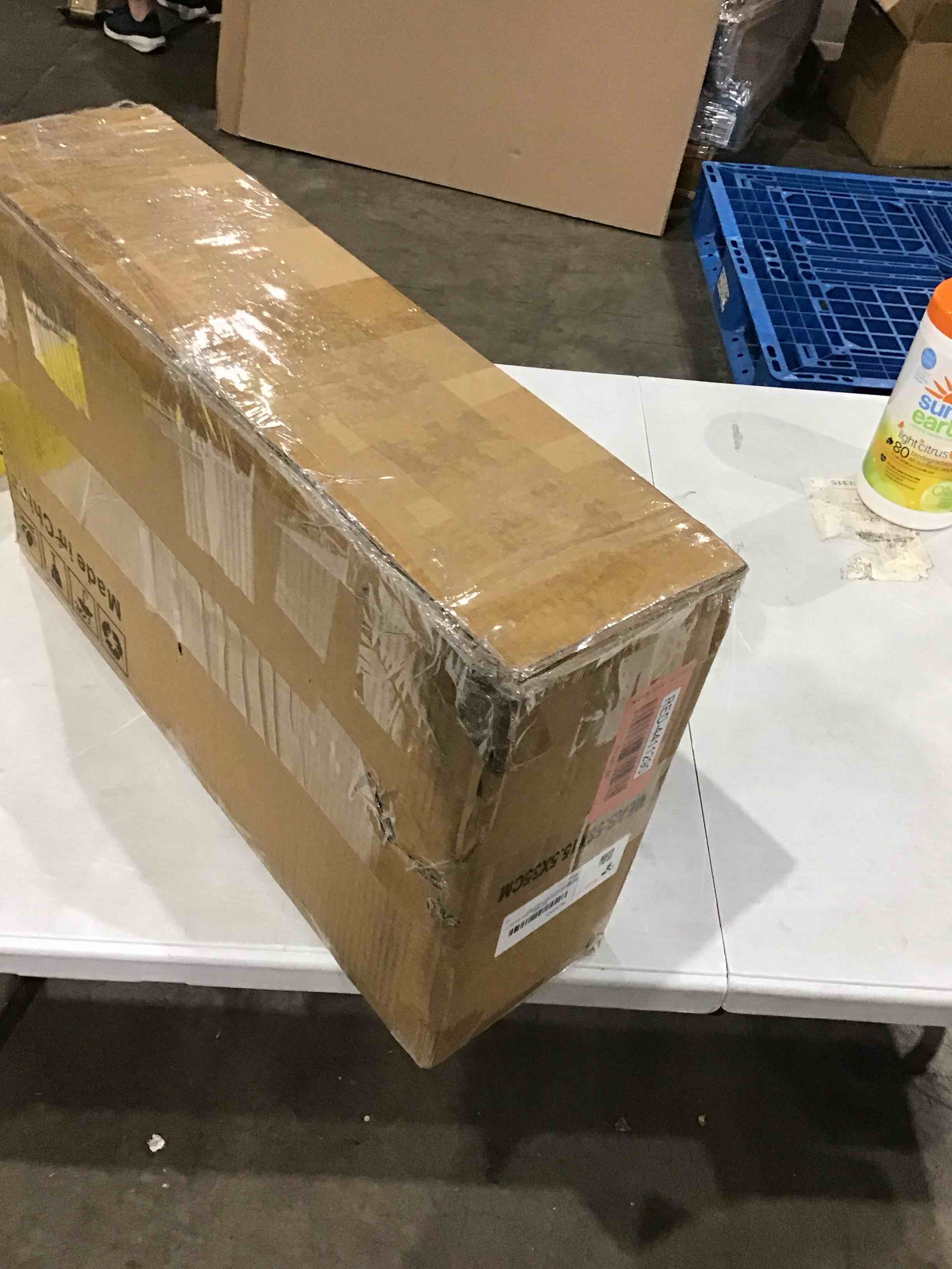 https://s3.amazonaws.com/lotting-images-prod/bidfta/RED4411290_1751284254739.jpeg
