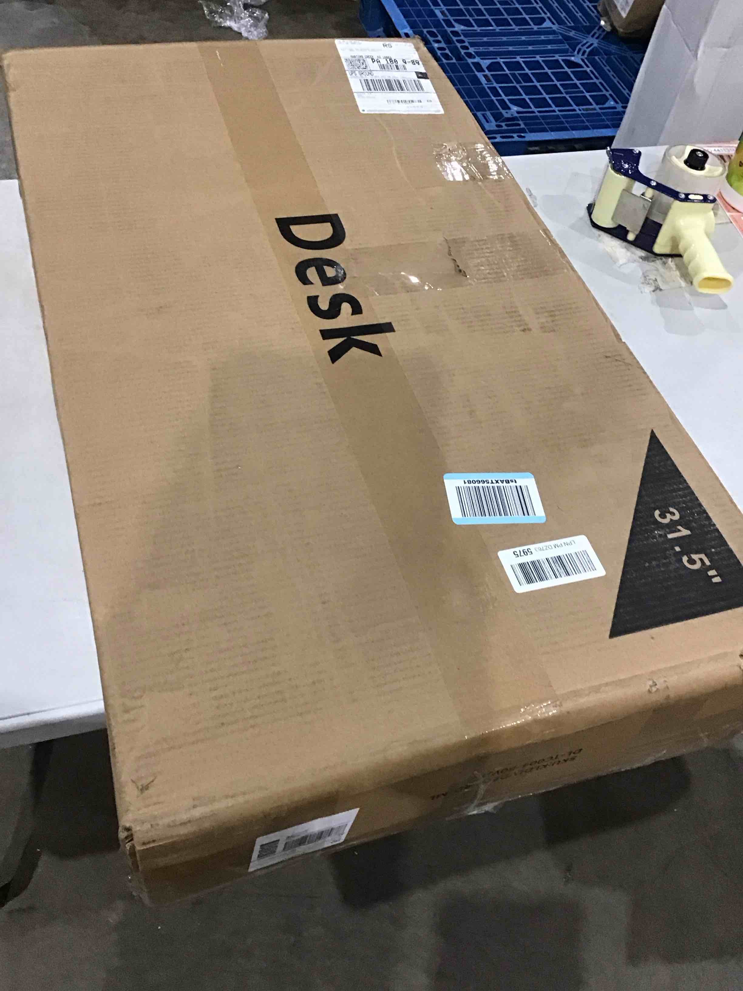 https://s3.amazonaws.com/lotting-images-prod/bidfta/RED4411308_1751287420174.jpeg