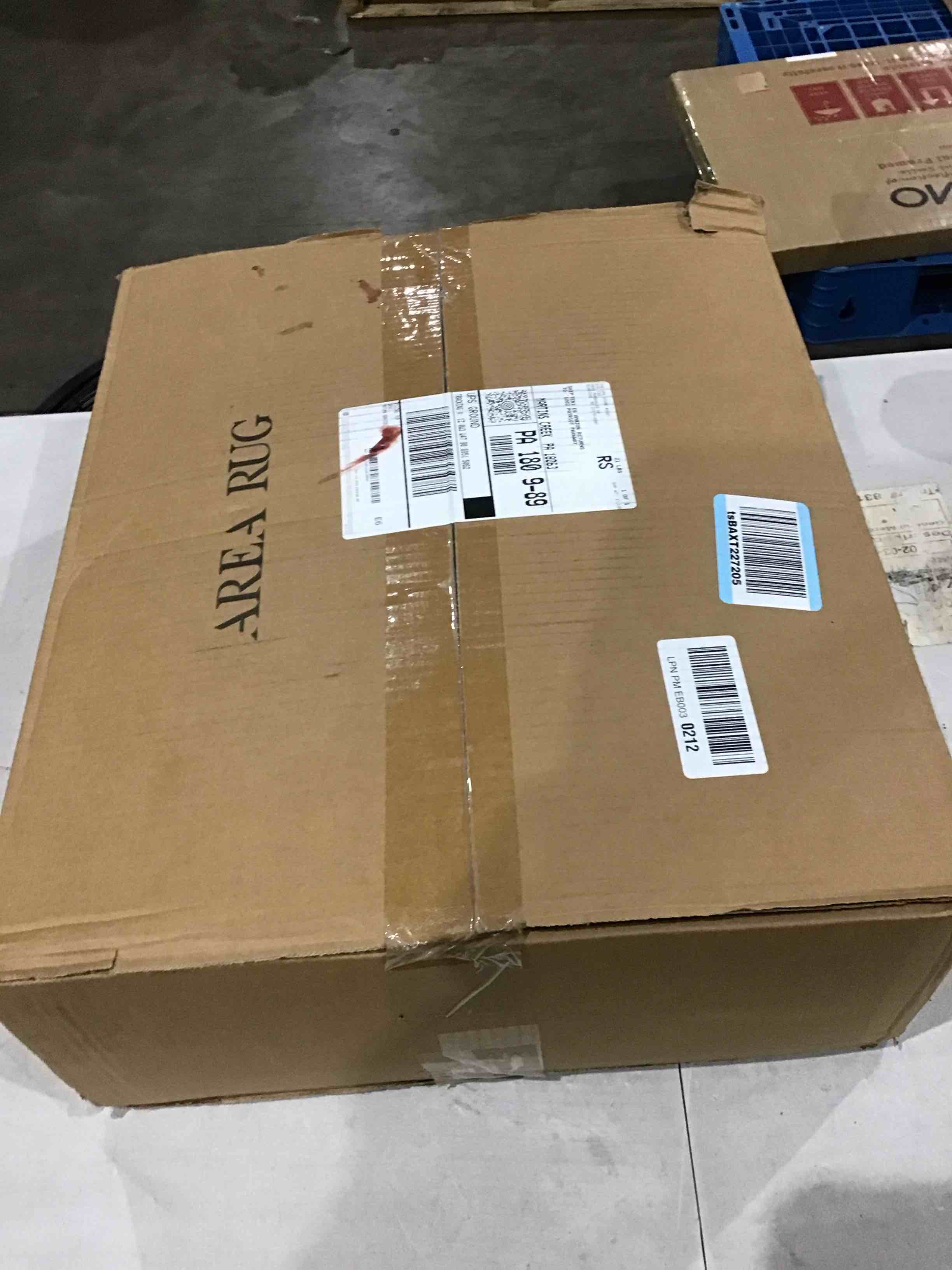 https://s3.amazonaws.com/lotting-images-prod/bidfta/RED4411329_1751292561492.jpeg