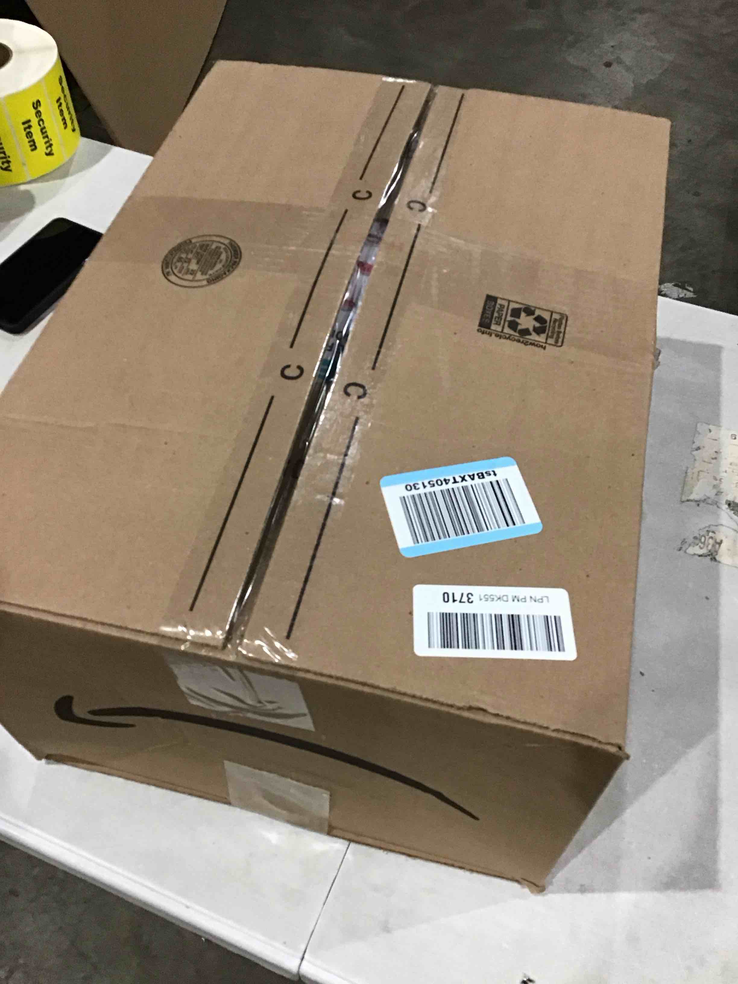 https://s3.amazonaws.com/lotting-images-prod/bidfta/RED4411346_1751298663634.jpeg