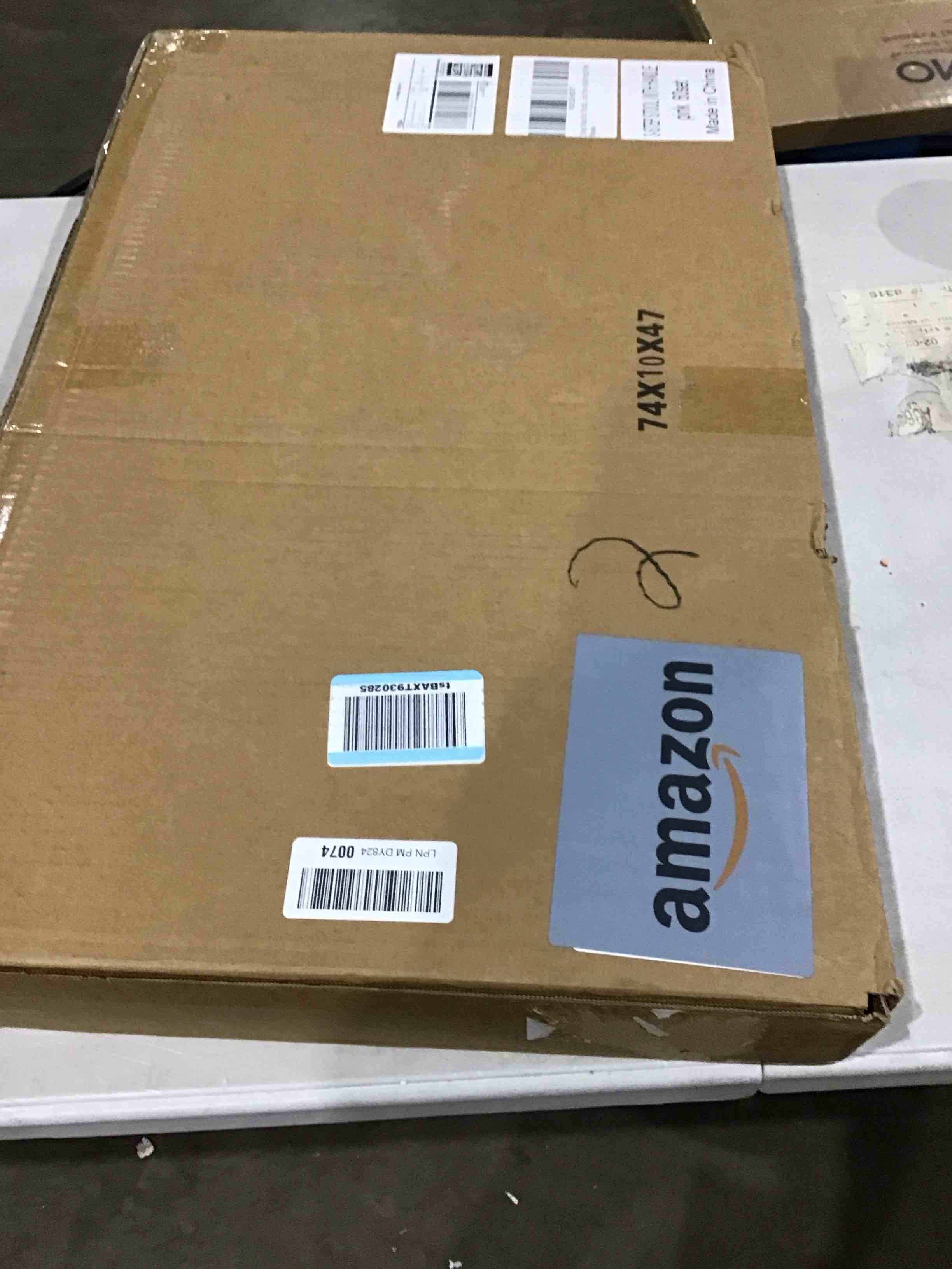 https://s3.amazonaws.com/lotting-images-prod/bidfta/RED4411351_1751301682755.jpeg
