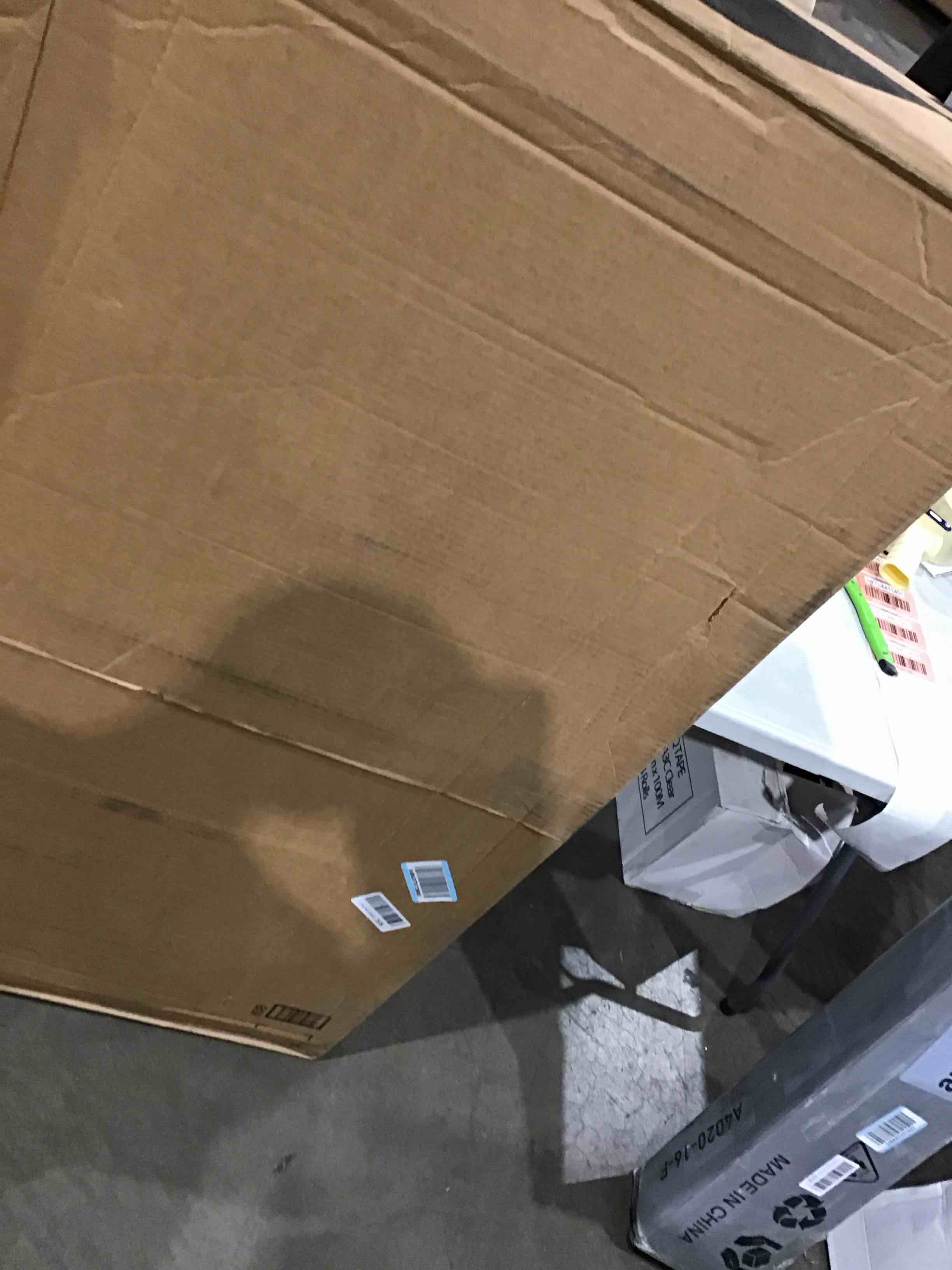 https://s3.amazonaws.com/lotting-images-prod/bidfta/RED4411454_1751465954628.jpeg