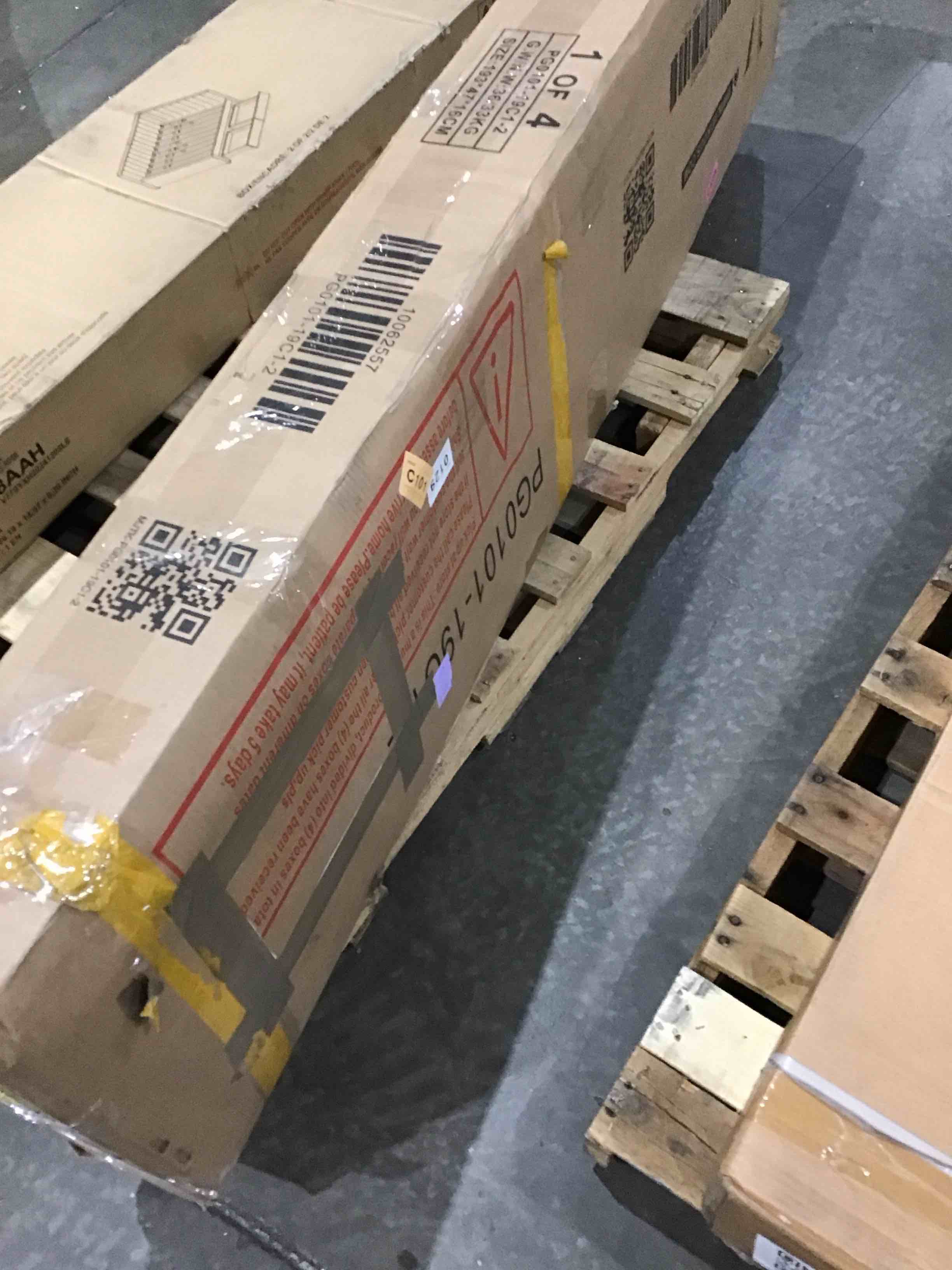 https://s3.amazonaws.com/lotting-images-prod/bidfta/RED4411490_1751482935103.jpeg