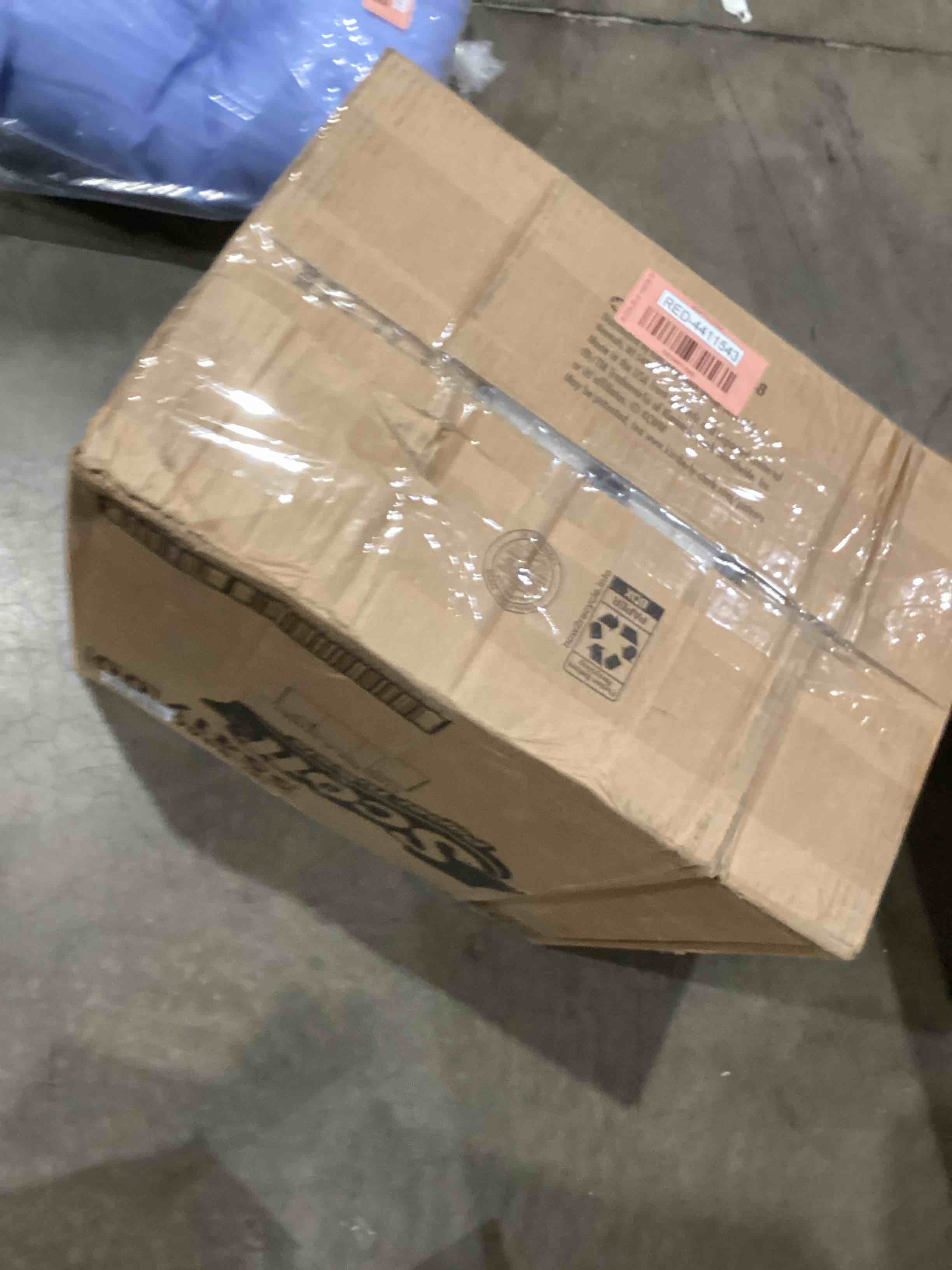 https://s3.amazonaws.com/lotting-images-prod/bidfta/RED4411543_1751737657260.jpeg