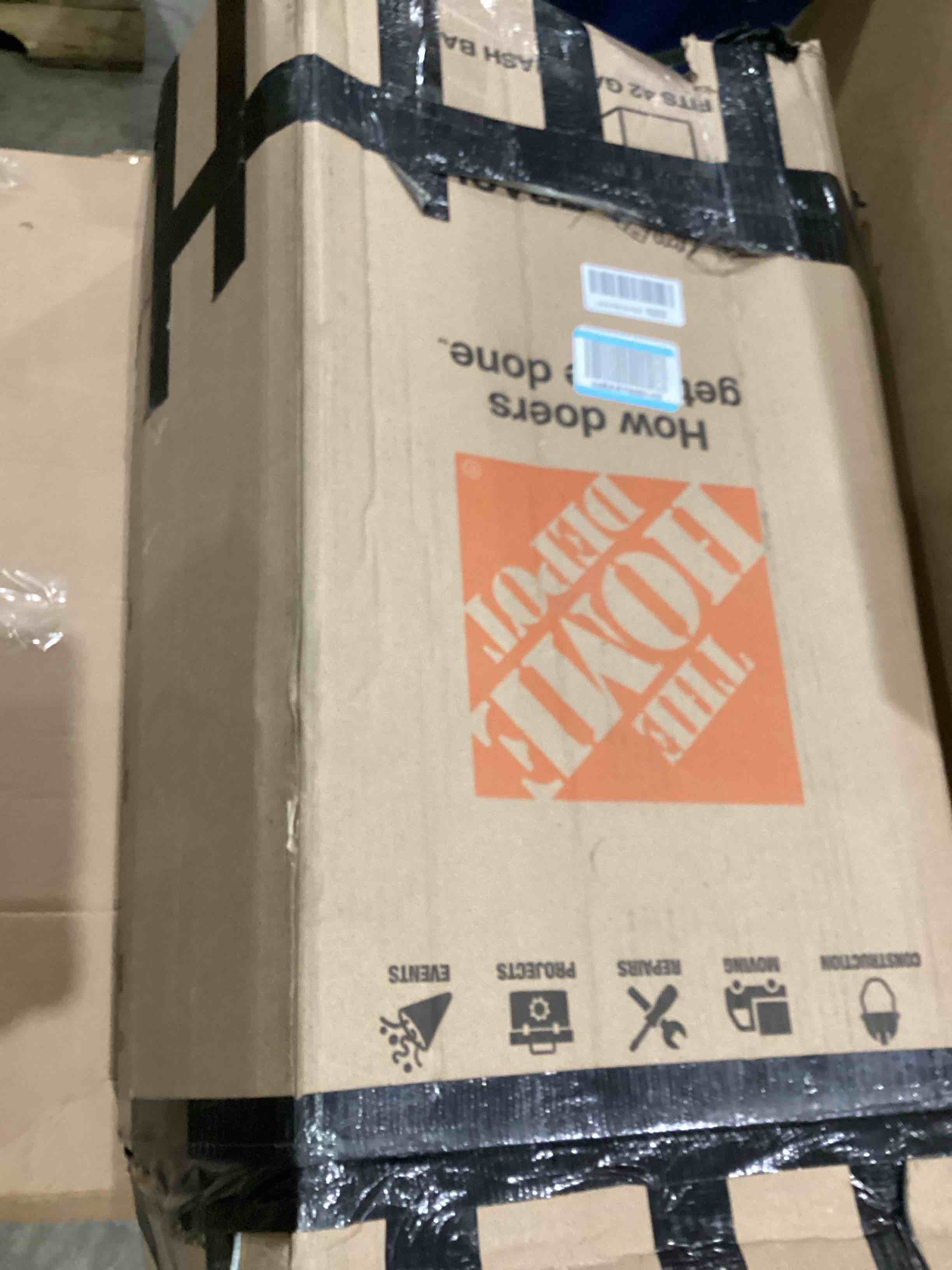 https://s3.amazonaws.com/lotting-images-prod/bidfta/RED4411562_1751895641843.jpeg