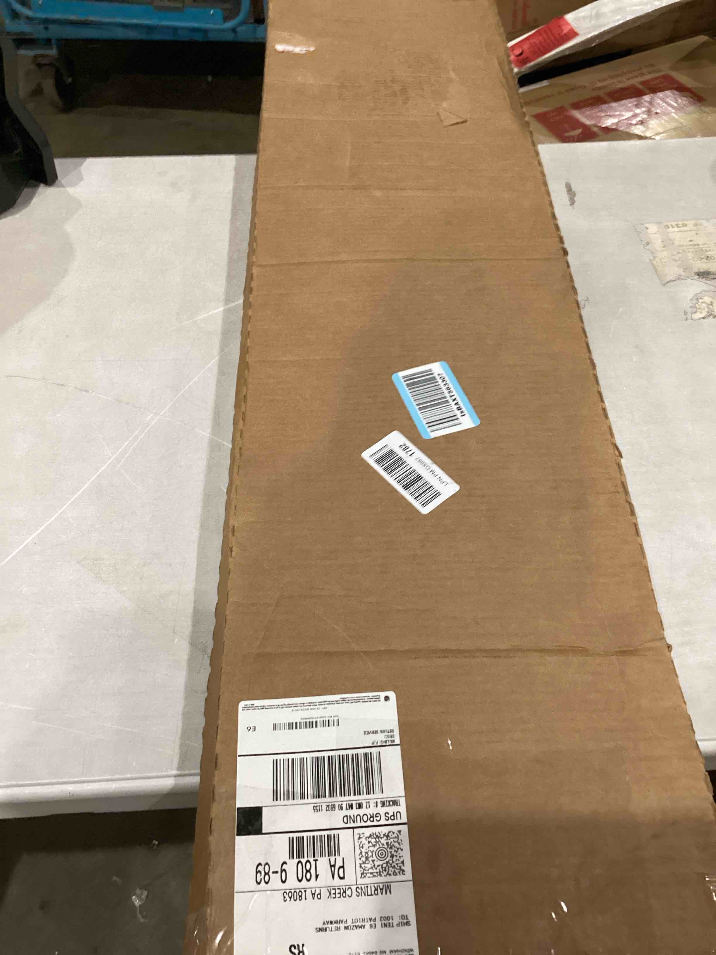 https://s3.amazonaws.com/lotting-images-prod/bidfta/RED4411604_1751915247164.jpeg