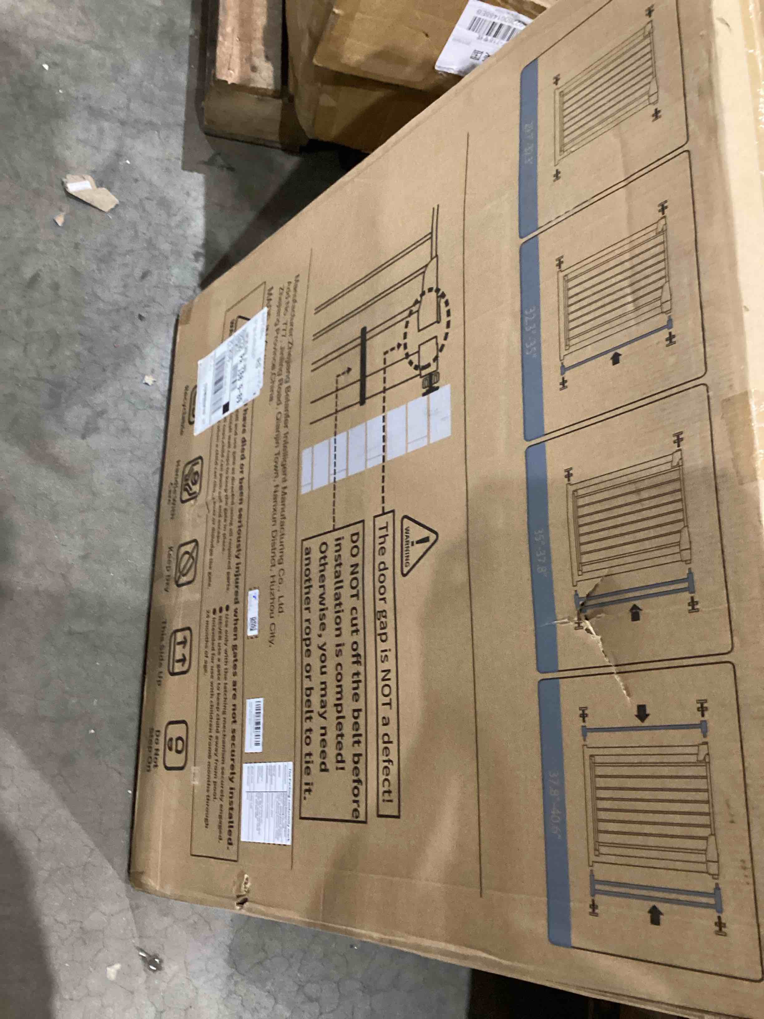 https://s3.amazonaws.com/lotting-images-prod/bidfta/RED4411614_1751977368165.jpeg
