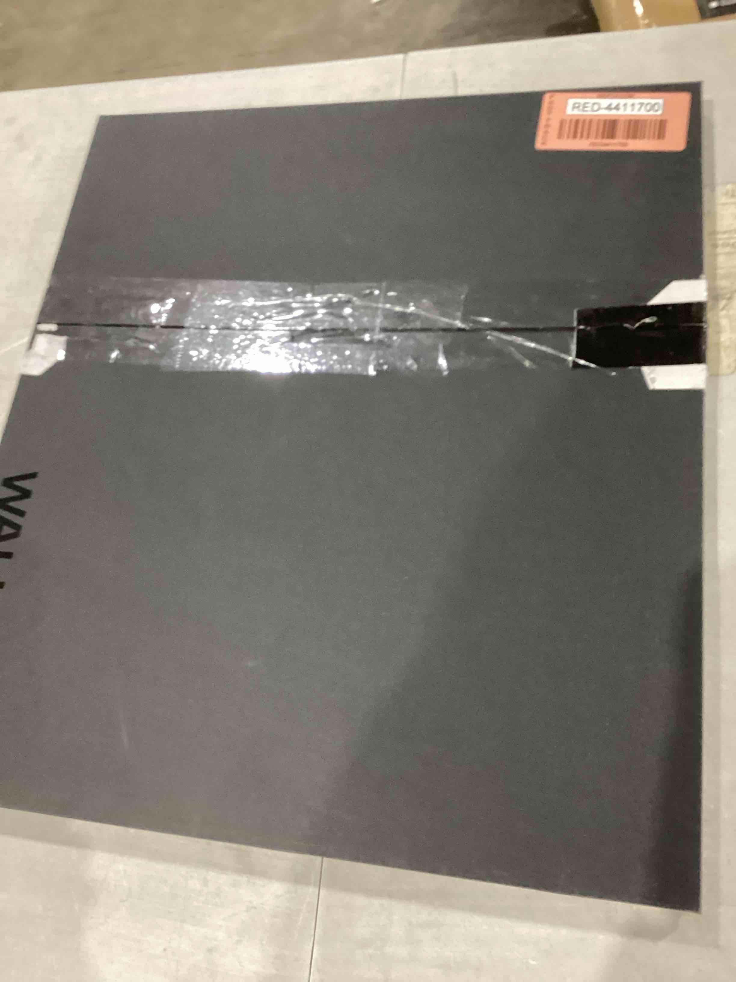 https://s3.amazonaws.com/lotting-images-prod/bidfta/RED4411700_1752234875574.jpeg